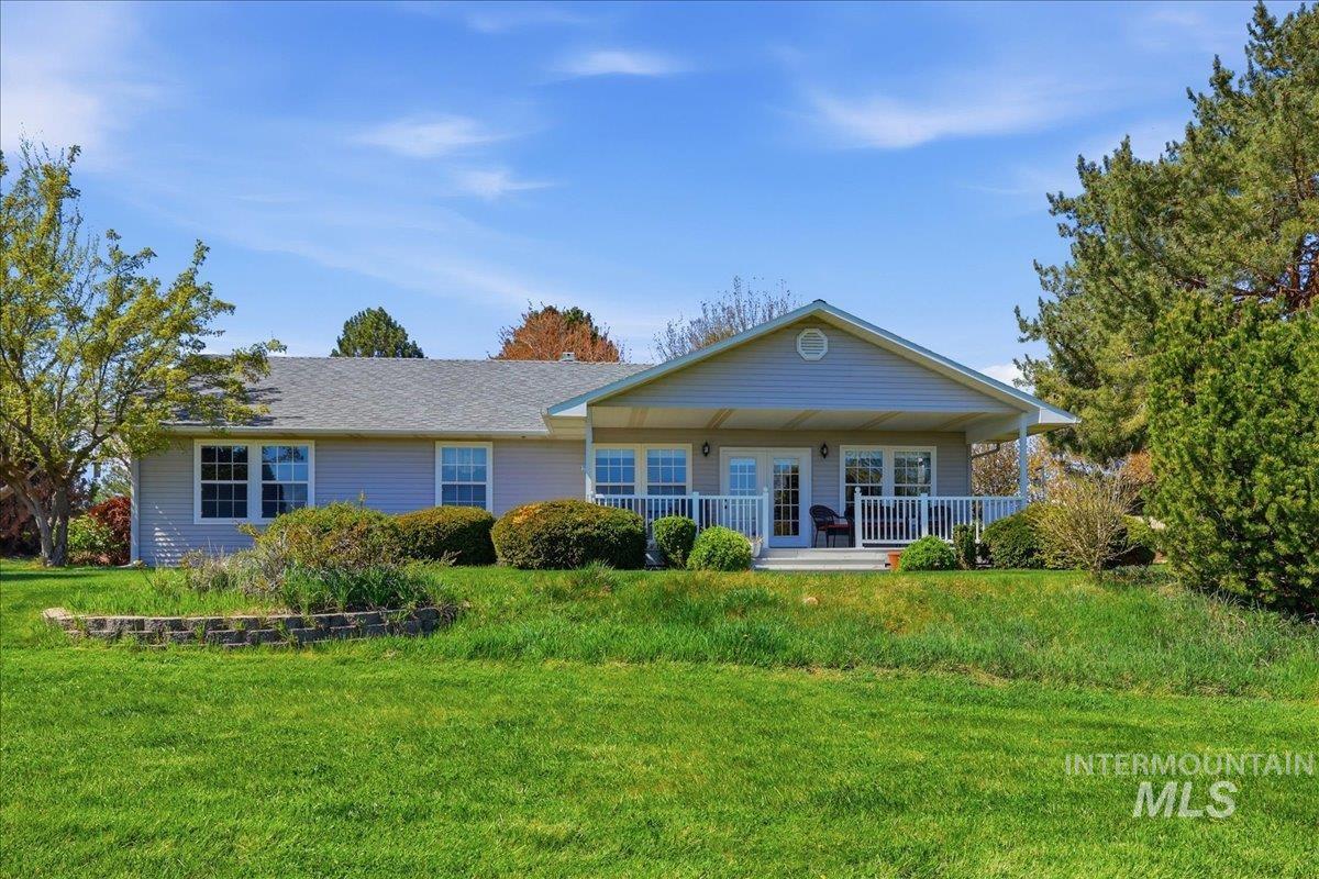 5605 Sunset Rd, Fruitland, Idaho 83619, 3 Bedrooms, 2.5 Bathrooms, Residential For Sale, Price $800,000,MLS 98981443