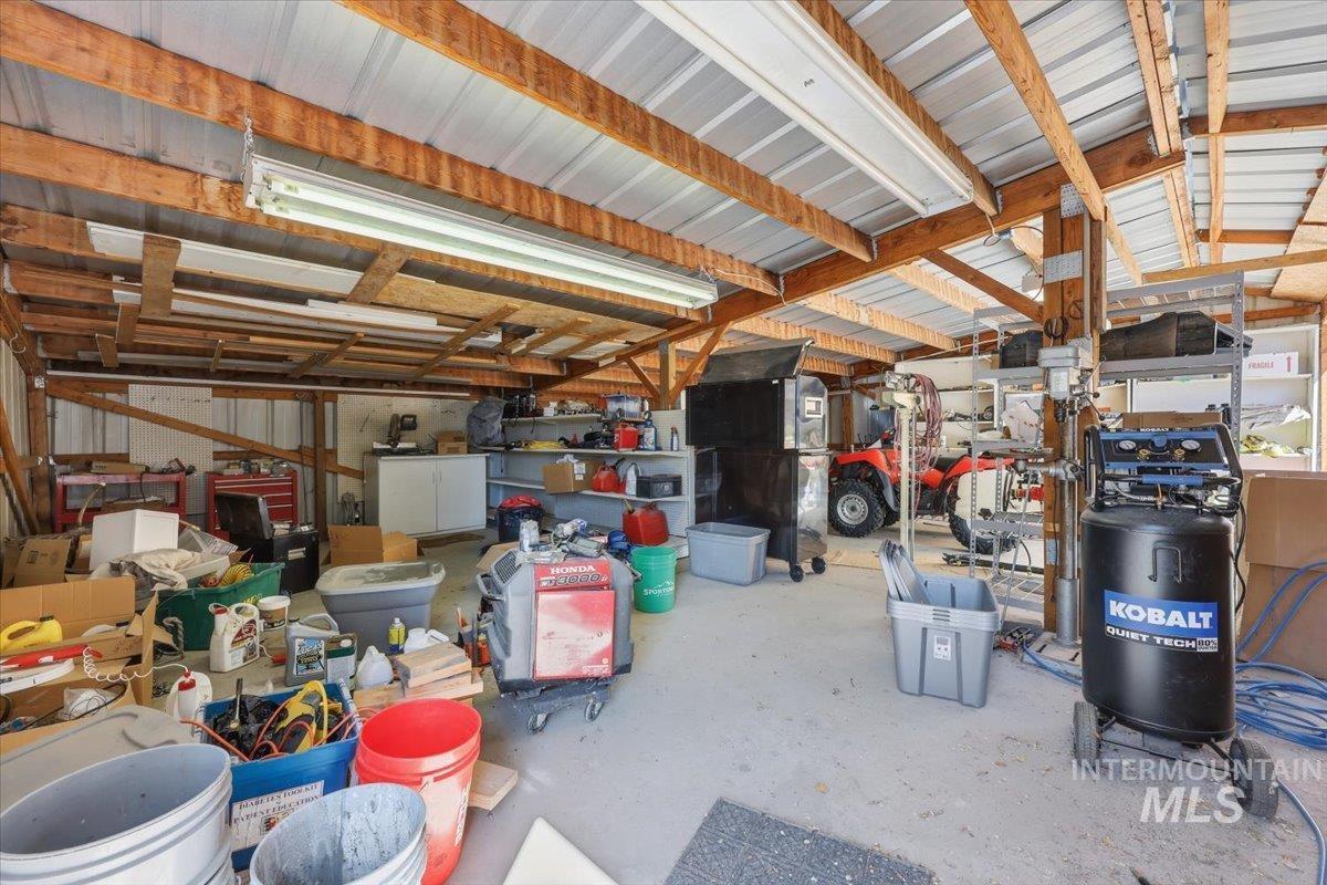 5605 Sunset Rd, Fruitland, Idaho 83619, 3 Bedrooms, 2.5 Bathrooms, Residential For Sale, Price $800,000,MLS 98981443
