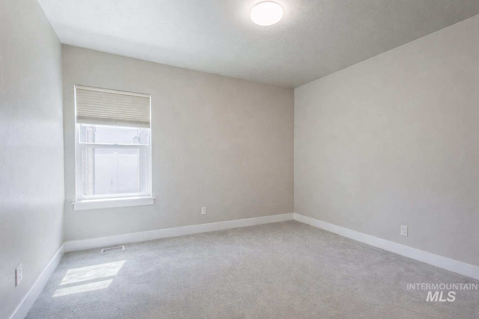 3907 Bozeman Ave, Caldwell, Idaho 83605, 4 Bedrooms, 2.5 Bathrooms, Residential For Sale, Price $619,000,MLS 98981452
