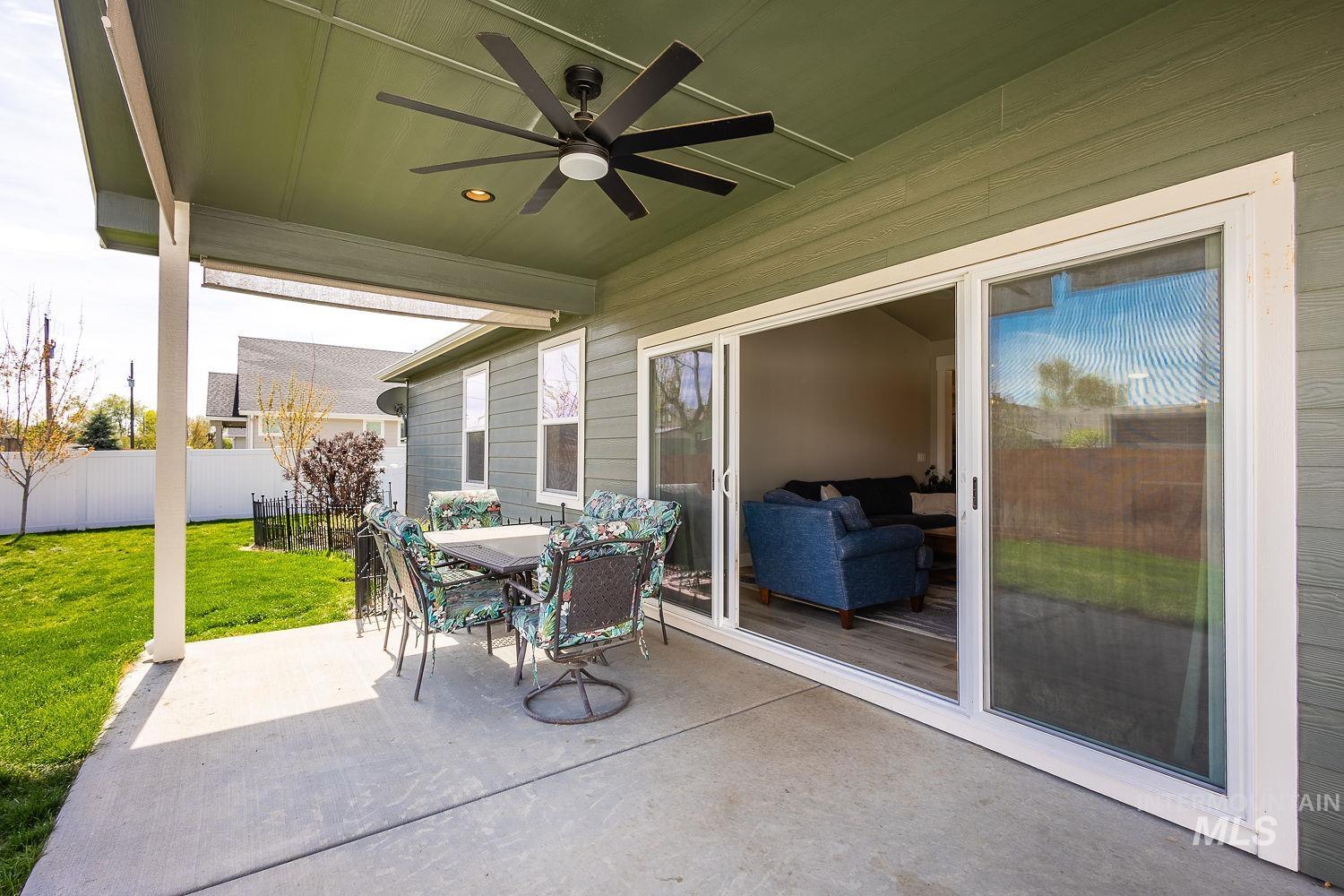 3907 Bozeman Ave, Caldwell, Idaho 83605, 4 Bedrooms, 2.5 Bathrooms, Residential For Sale, Price $609,000,MLS 98981452