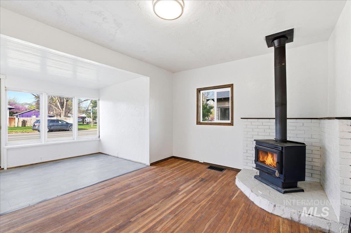 1721 Blaine St, Caldwell, Idaho 83605-4338, 1 Bedroom, 1 Bathroom, Residential For Sale, Price $284,900,MLS 98981458