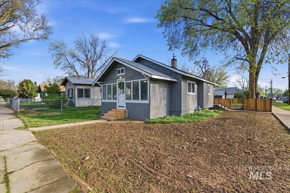 1721 Blaine St, Caldwell, Idaho 83605-4338, 1 Bedroom, 1 Bathroom, Residential For Sale, Price $284,900,MLS 98981458