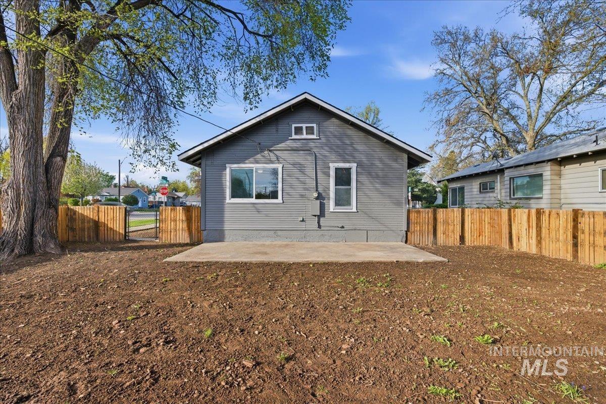 1721 Blaine St, Caldwell, Idaho 83605-4338, 1 Bedroom, 1 Bathroom, Residential For Sale, Price $284,900,MLS 98981458