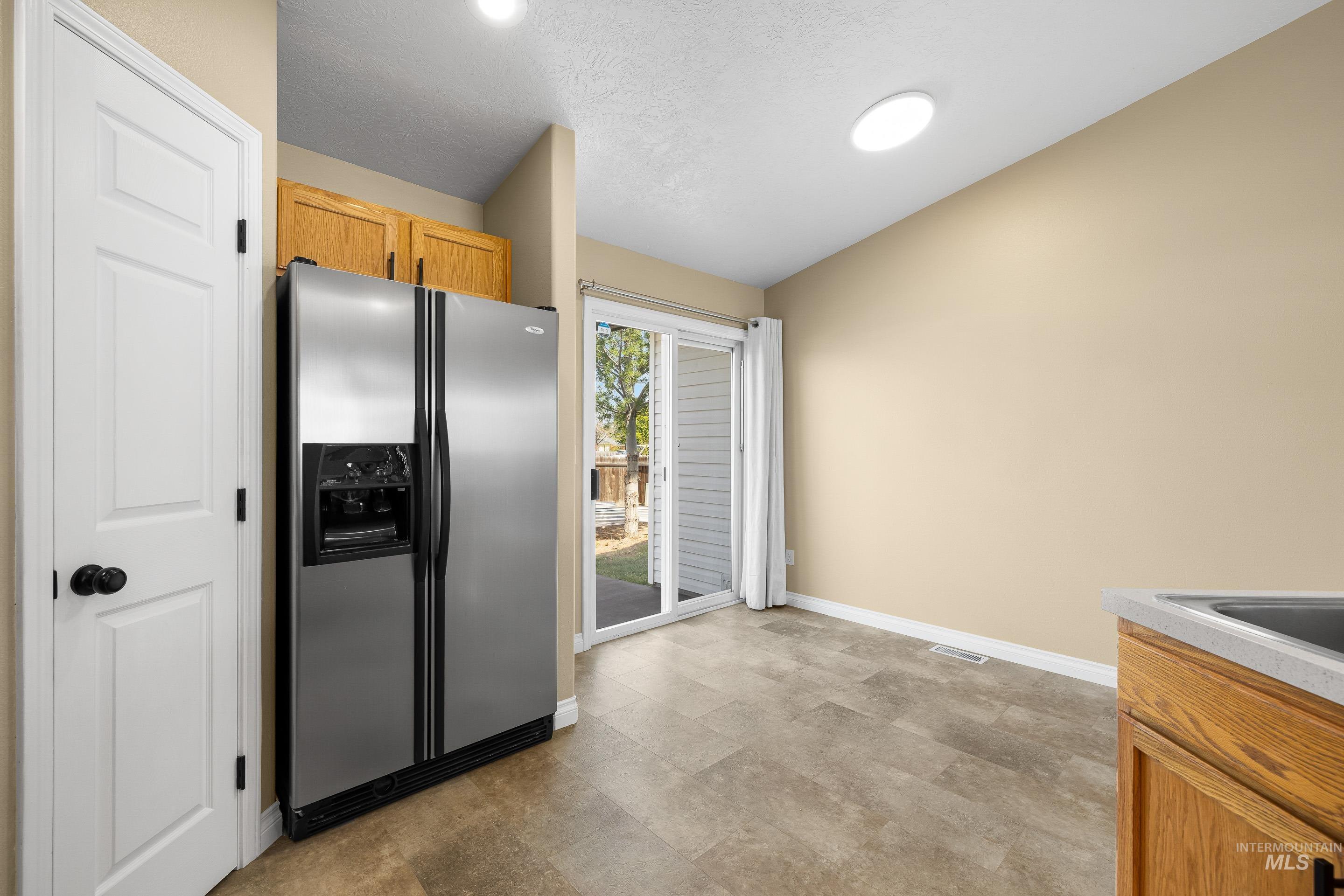 2016 W Curlew Street, Nampa, Idaho 83651, 3 Bedrooms, 2 Bathrooms, Residential For Sale, Price $395,900,MLS 98981467