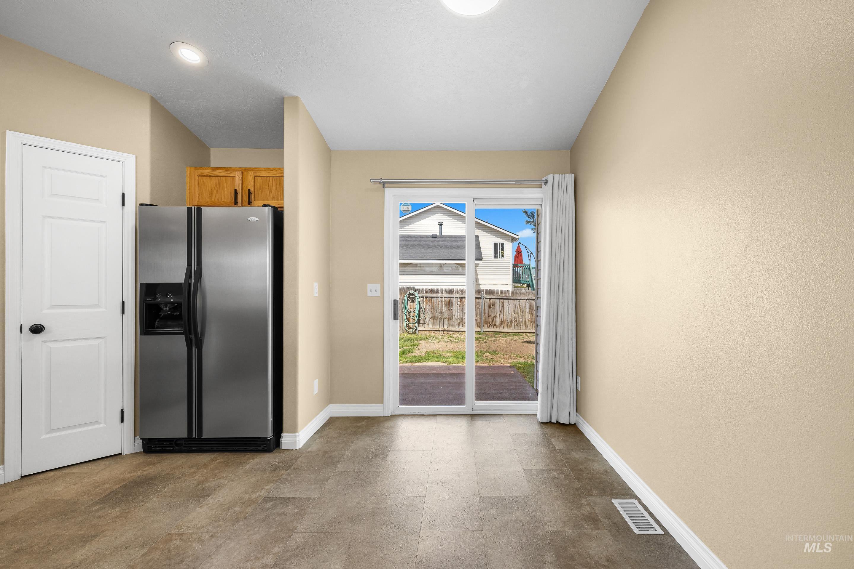 2016 W Curlew Street, Nampa, Idaho 83651, 3 Bedrooms, 2 Bathrooms, Residential For Sale, Price $395,900,MLS 98981467