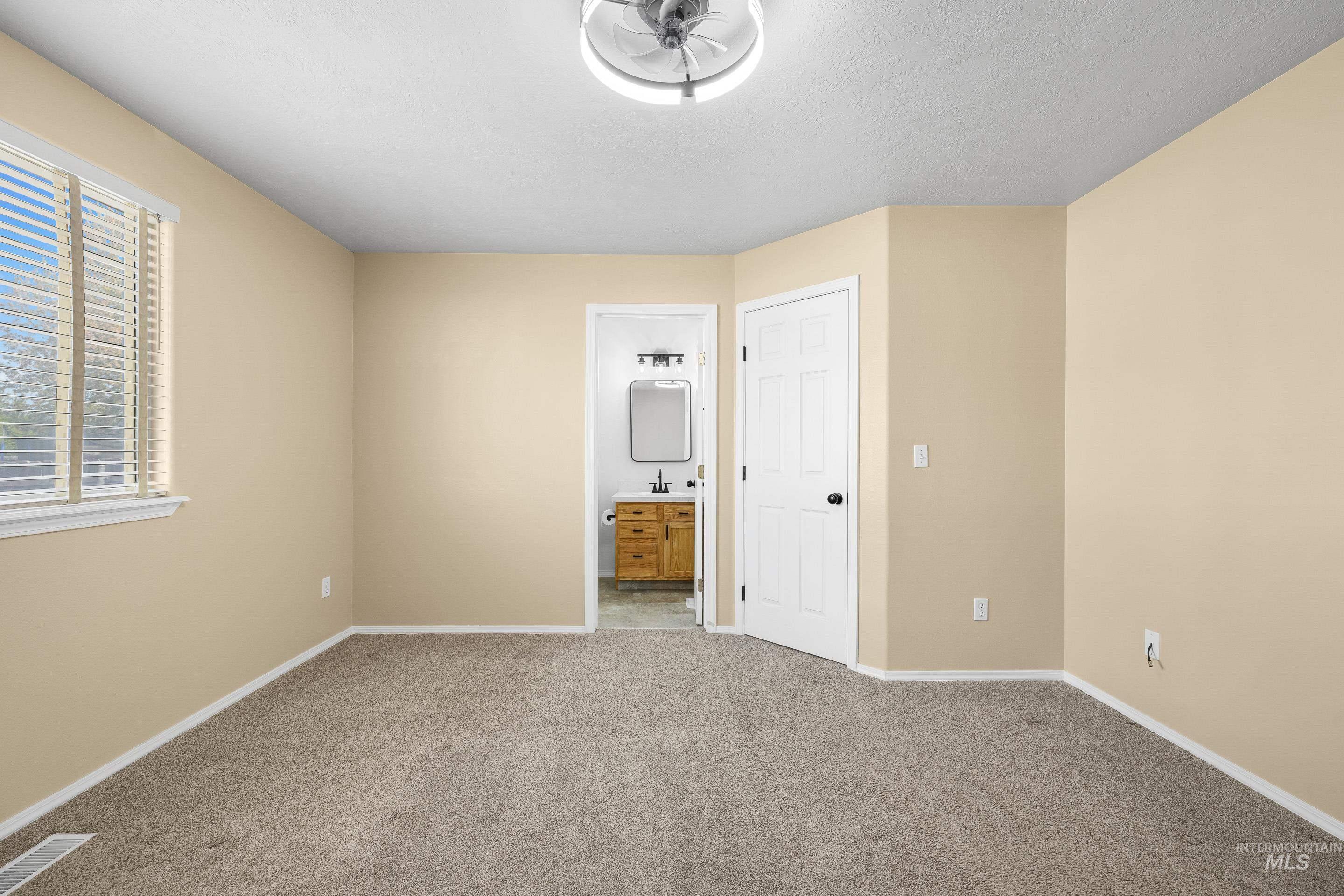 2016 W Curlew Street, Nampa, Idaho 83651, 3 Bedrooms, 2 Bathrooms, Residential For Sale, Price $395,900,MLS 98981467