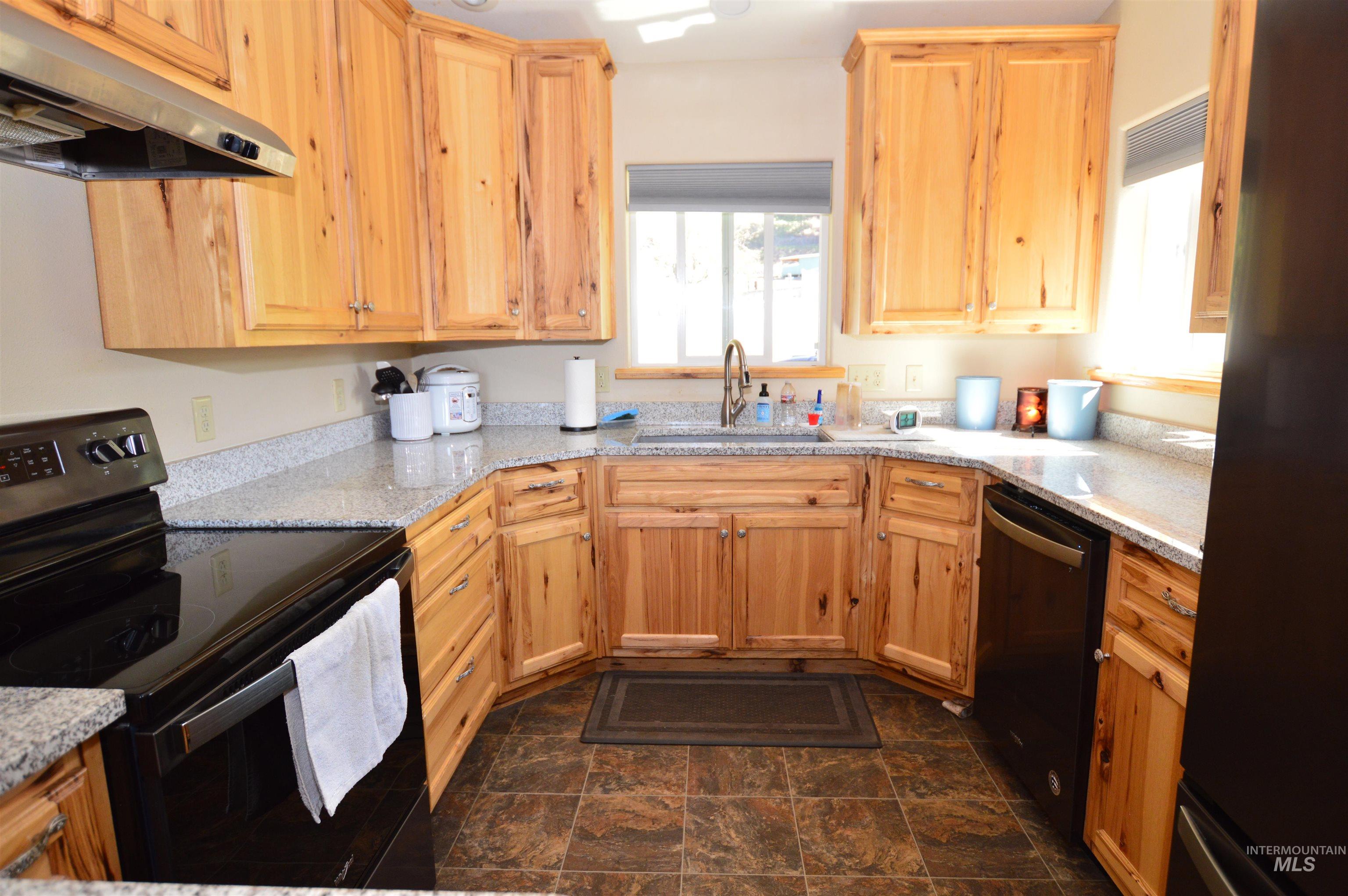 268 Mattoon Rd, Kamiah, Idaho 83536, 3 Bedrooms, 2 Bathrooms, Residential For Sale, Price $500,000,MLS 98981473