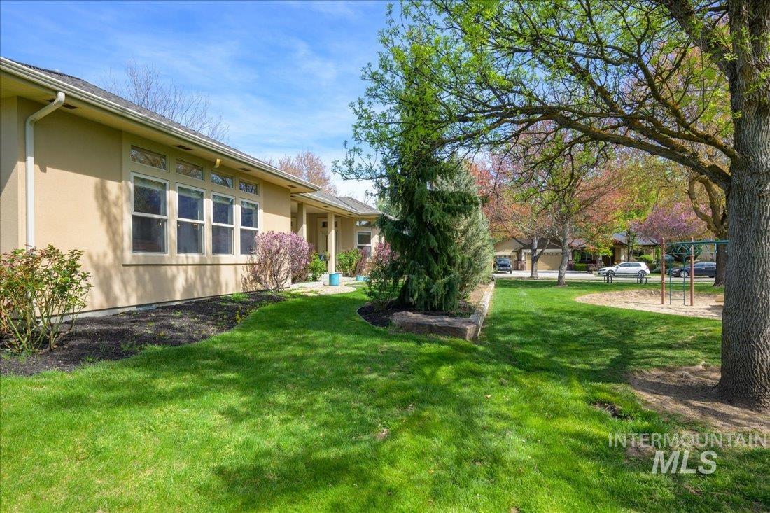 2135 W Forest Grove Ct, Eagle, Idaho 83616-7209, 4 Bedrooms, 3.5 Bathrooms, Residential For Sale, Price $985,000, 98981481