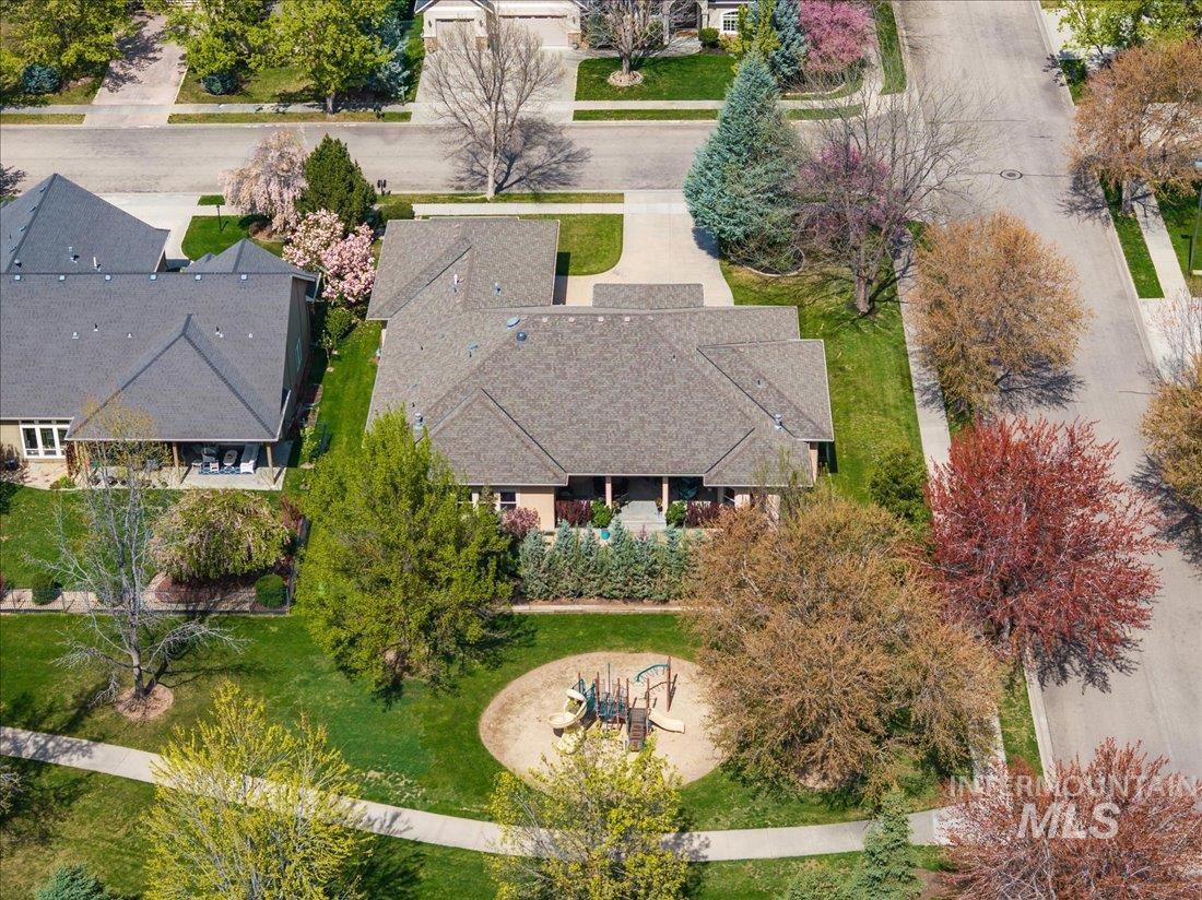 2135 W Forest Grove Ct, Eagle, Idaho 83616-7209, 4 Bedrooms, 3.5 Bathrooms, Residential For Sale, Price $985,000, 98981481