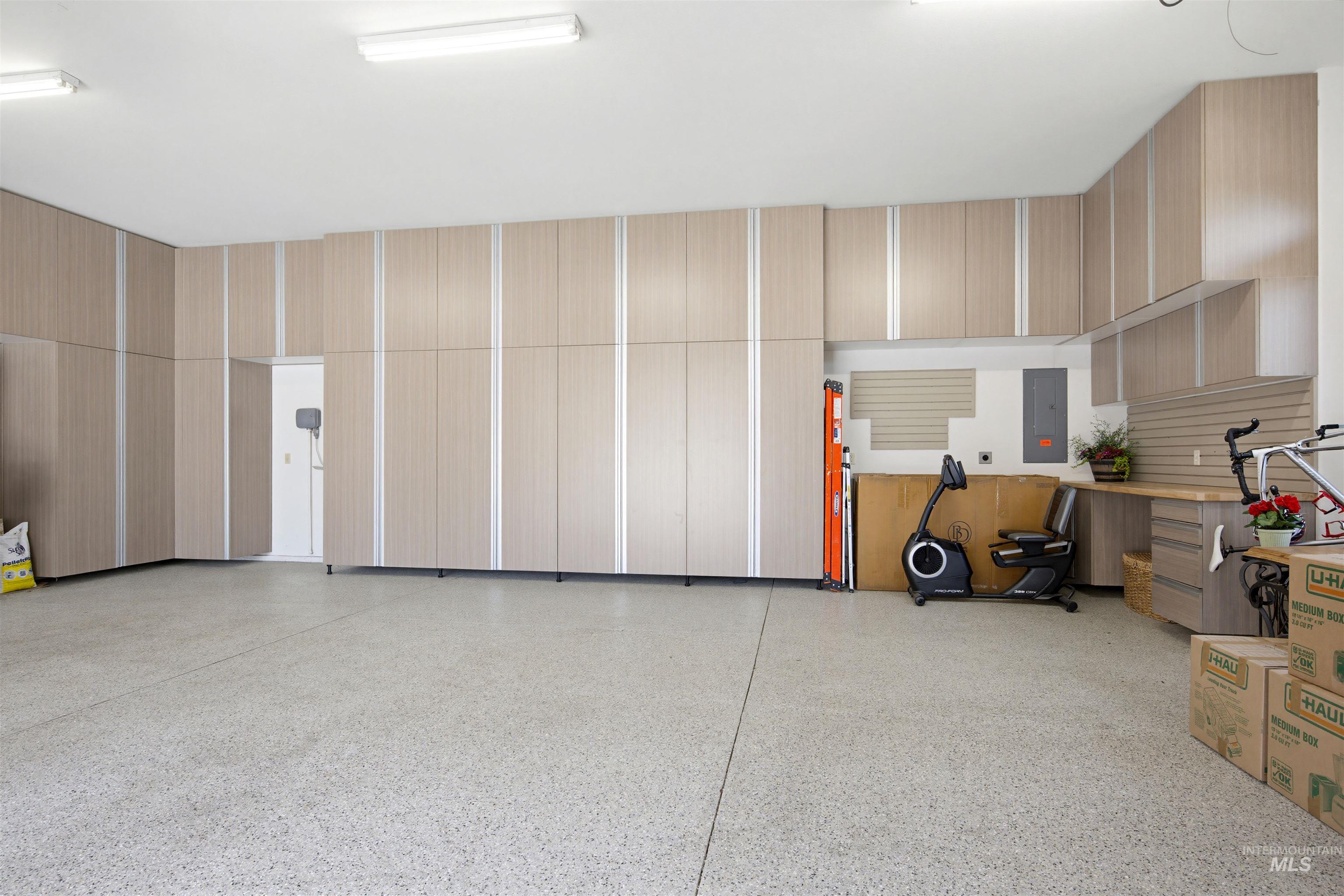 2135 W Forest Grove Ct, Eagle, Idaho 83616-7209, 4 Bedrooms, 3.5 Bathrooms, Residential For Sale, Price $985,000, 98981481