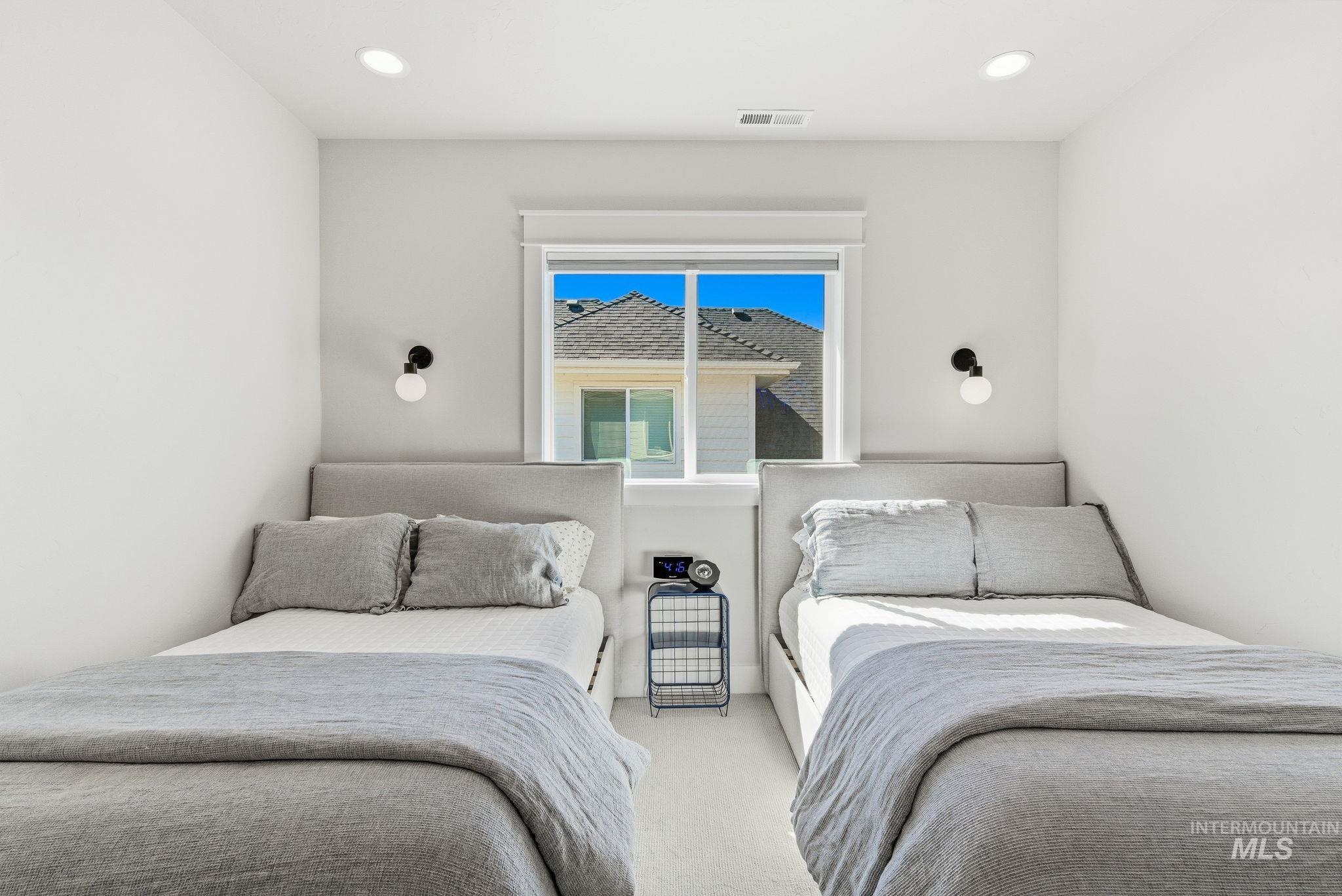 7703 W W Corinthia St, Eagle, Idaho 83616, 5 Bedrooms, 3.5 Bathrooms, Residential For Sale, Price $1,298,000, 98981486
