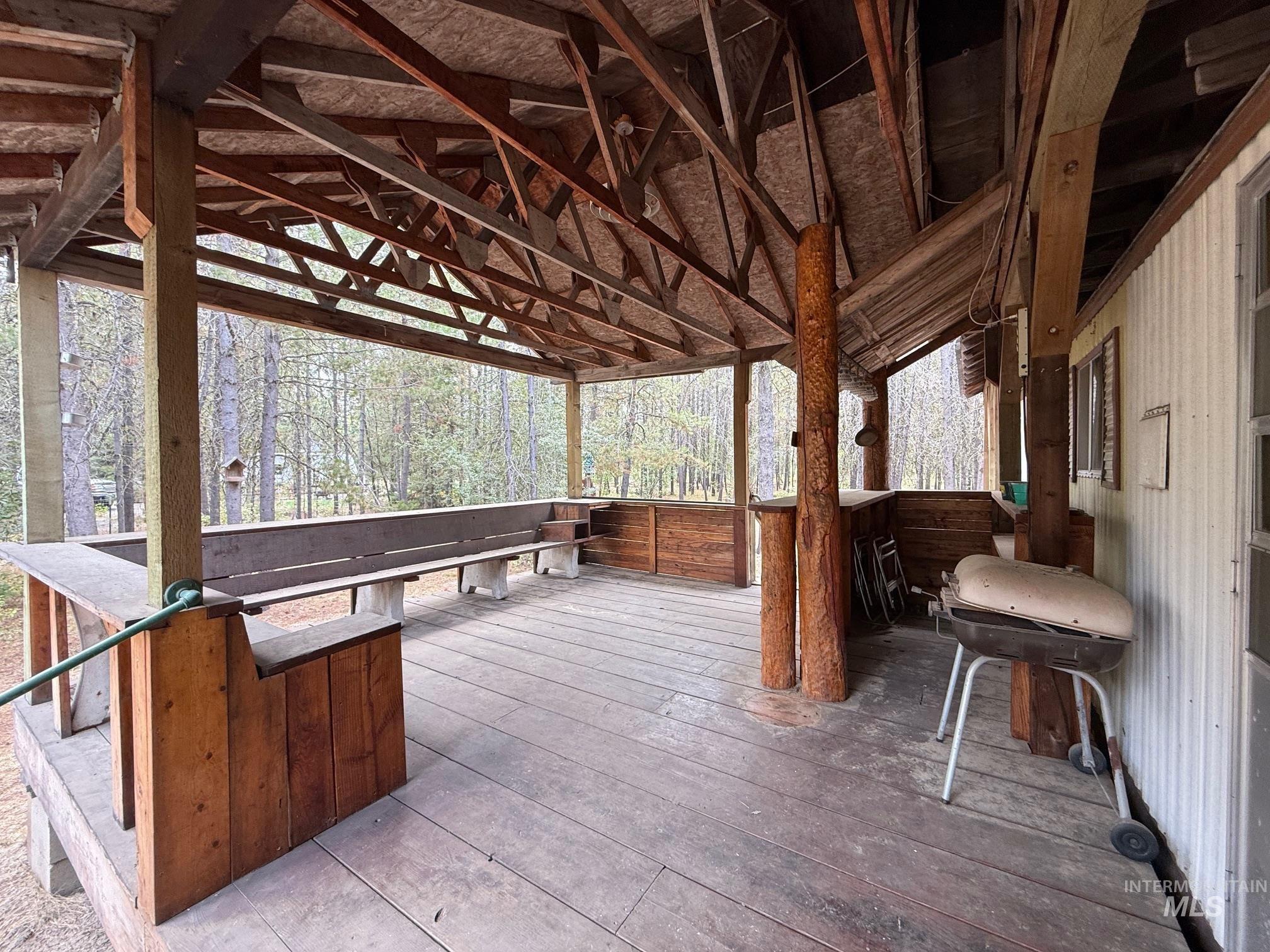 227 McLeod Ln, Donnelly, Idaho 83615, 2 Bedrooms, 1 Bathroom, Residential For Sale, Price $349,000, 98981493