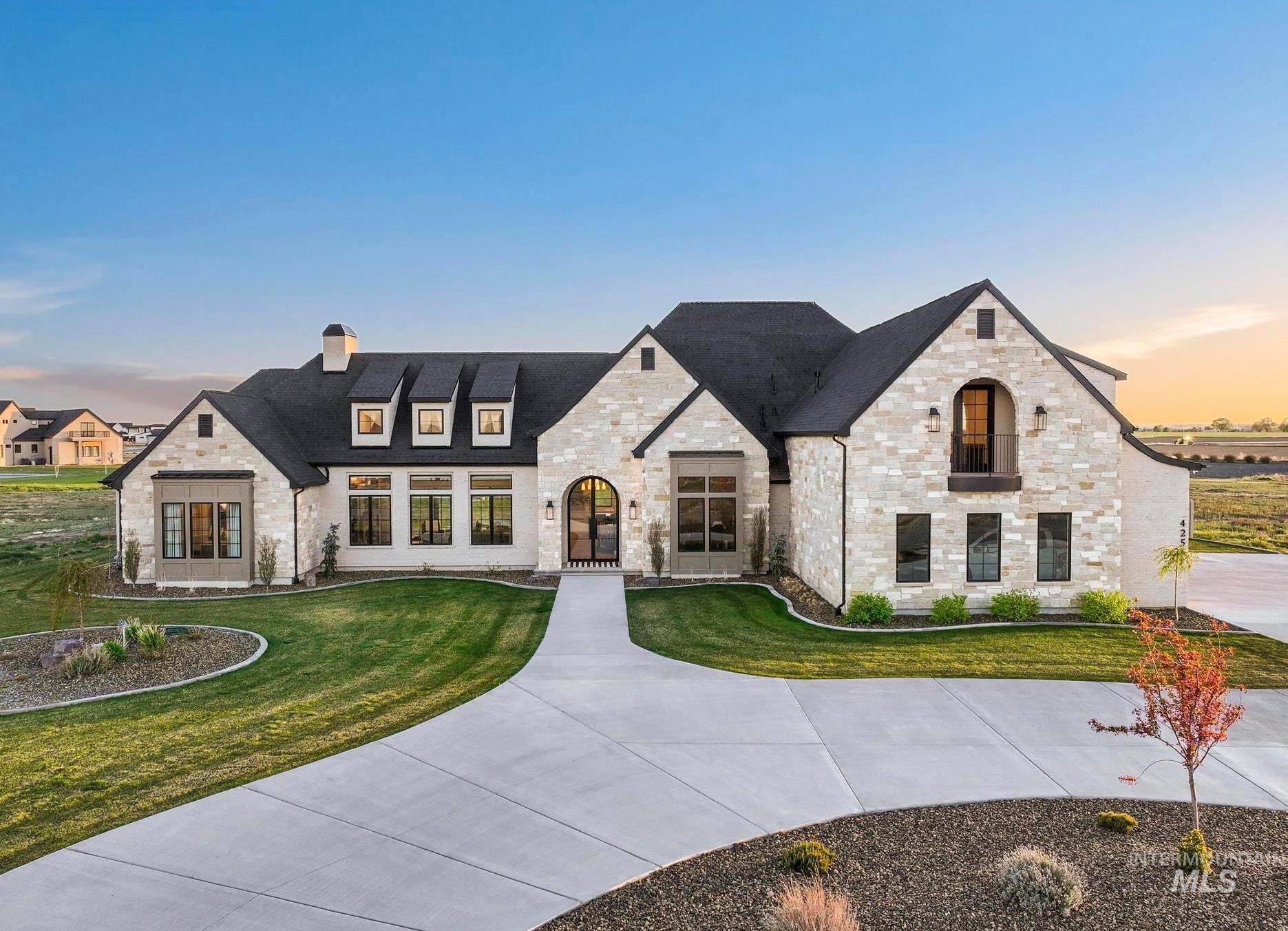 4255 N 2754 E, Twin Falls, Idaho 83301, 4 Bedrooms, 3.5 Bathrooms, Residential For Sale, Price $2,299,000, 98981496