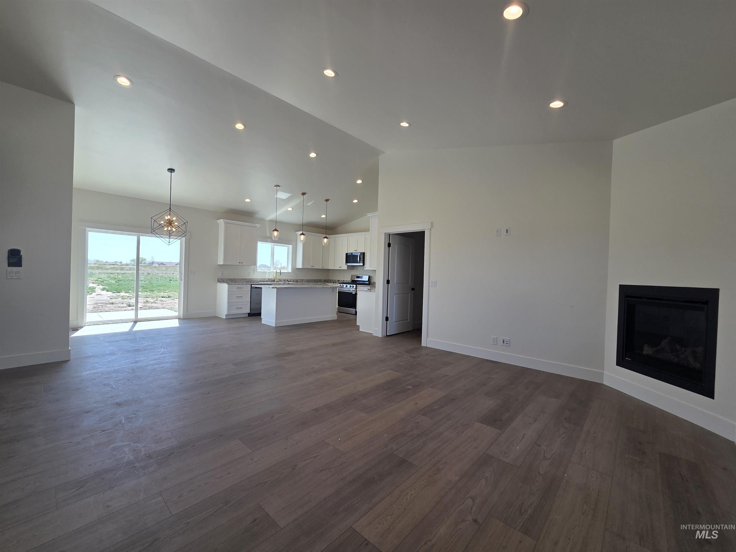 1503 Belle Drive, Rupert, Idaho 83350, 4 Bedrooms, 2 Bathrooms, Residential For Sale, Price $359,499, 98981548