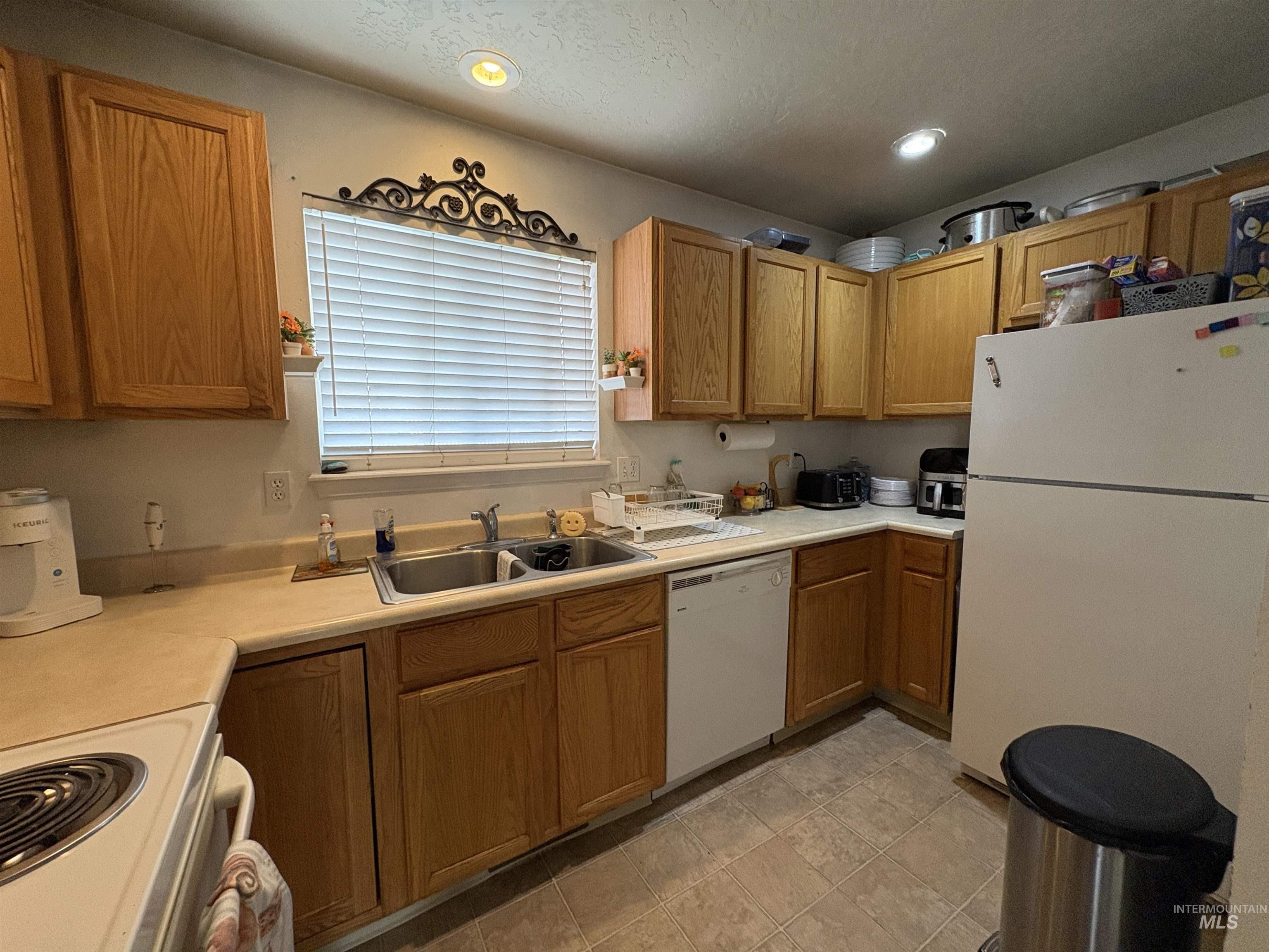 119-125 E King St, Meridian, Idaho 83642, 2 Bedrooms, 2 Bathrooms, Residential Income For Sale, Price $995,000,MLS 98981568