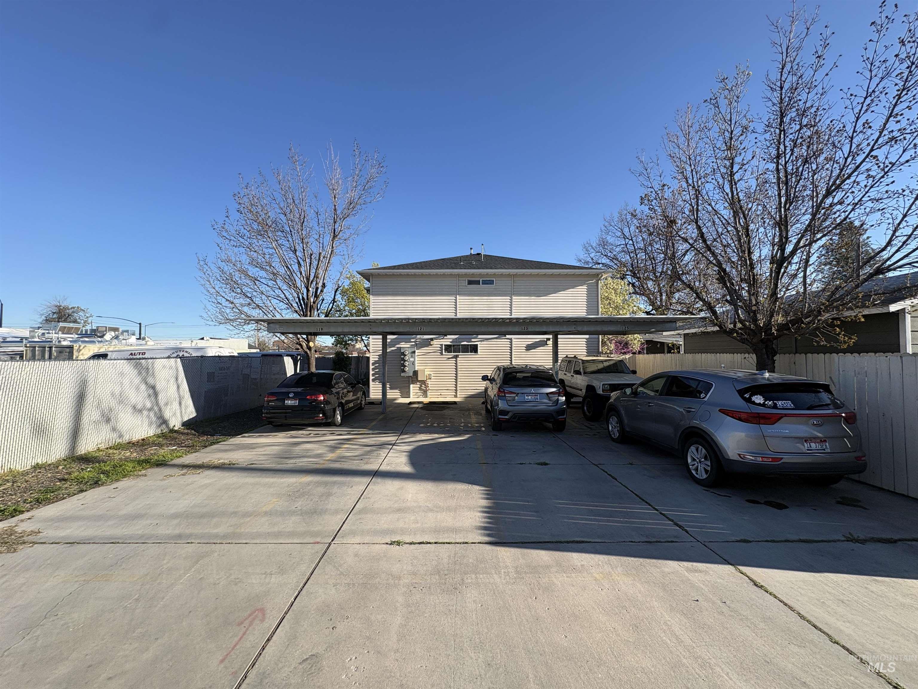 119-125 E King St, Meridian, Idaho 83642, 2 Bedrooms, 2 Bathrooms, Residential Income For Sale, Price $995,000, 98981568