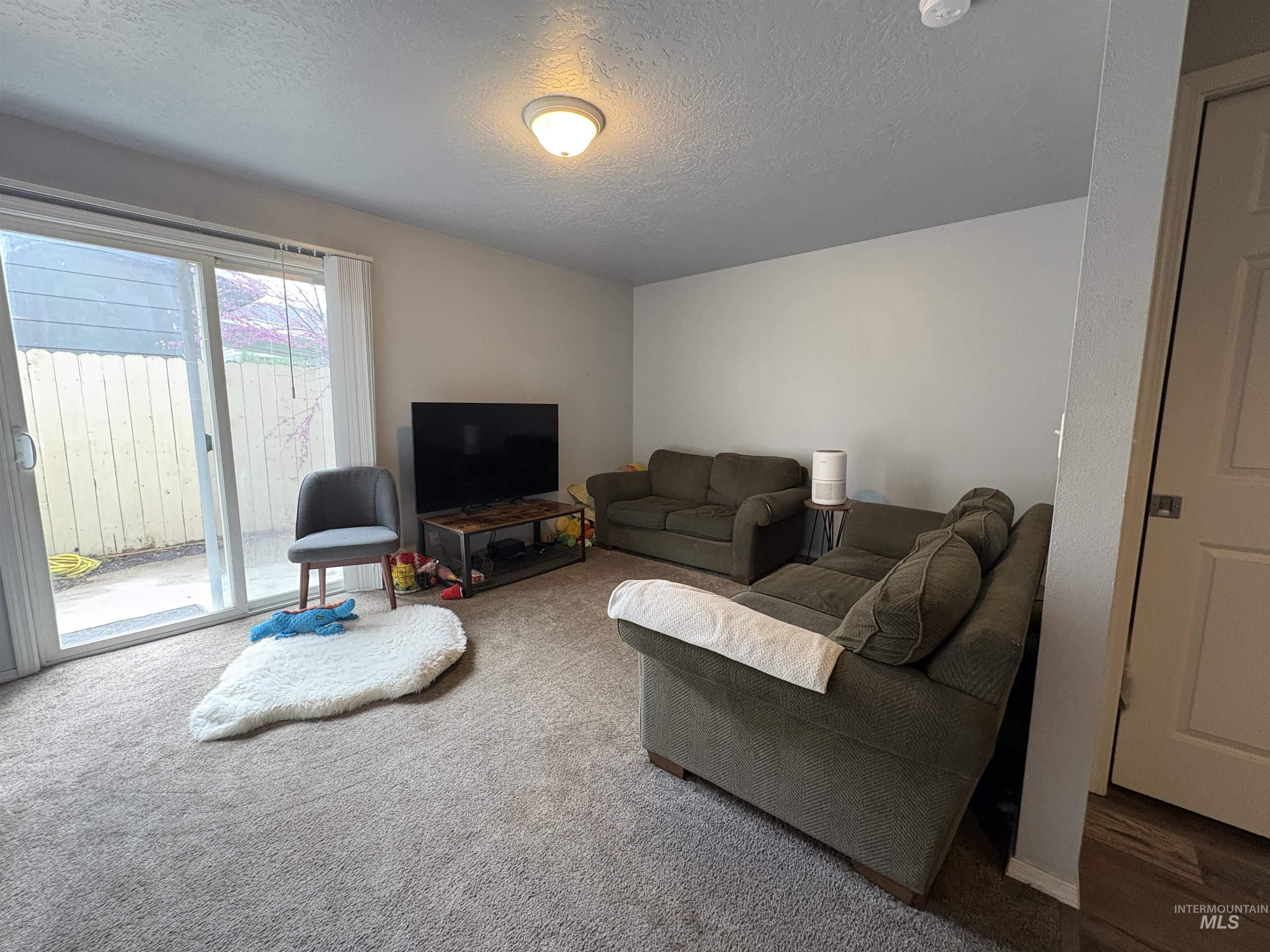 119-125 E King St, Meridian, Idaho 83642, 2 Bedrooms, 2 Bathrooms, Residential Income For Sale, Price $995,000,MLS 98981568