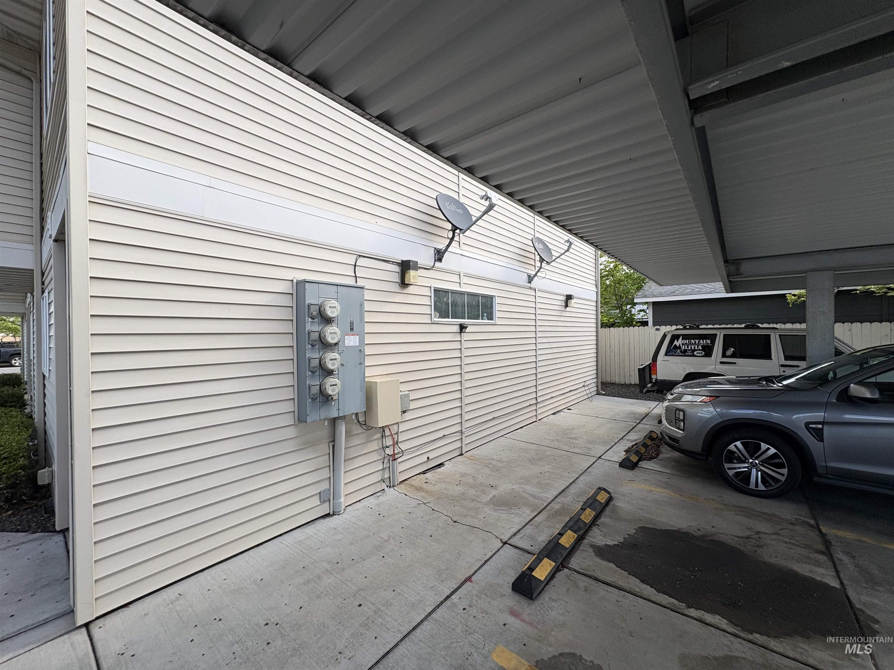 119-125 E King St, Meridian, Idaho 83642, 2 Bedrooms, 2 Bathrooms, Residential Income For Sale, Price $995,000,MLS 98981568