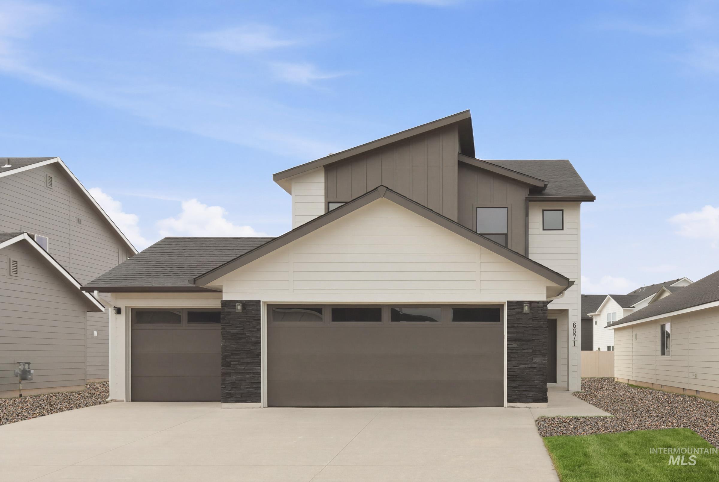 6671 W Plateau Creek Dr, Meridian, Idaho 83646, 3 Bedrooms, 2.5 Bathrooms, Residential For Sale, Price $472,990, 98981575