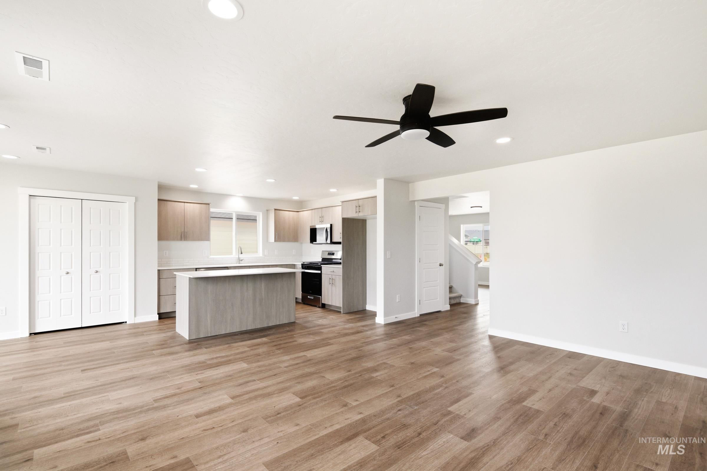 5240 E Open Canyon Dr, Nampa, Idaho 83687, 5 Bedrooms, 3 Bathrooms, Residential For Sale, Price $549,990, 98981587