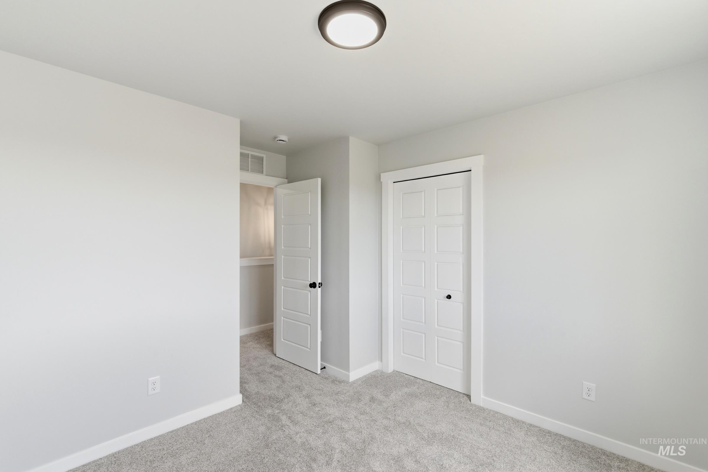 2138 S Border Way, Meridian, Idaho 83642, 3 Bedrooms, 2.5 Bathrooms, Residential For Sale, Price $478,990, 98981611
