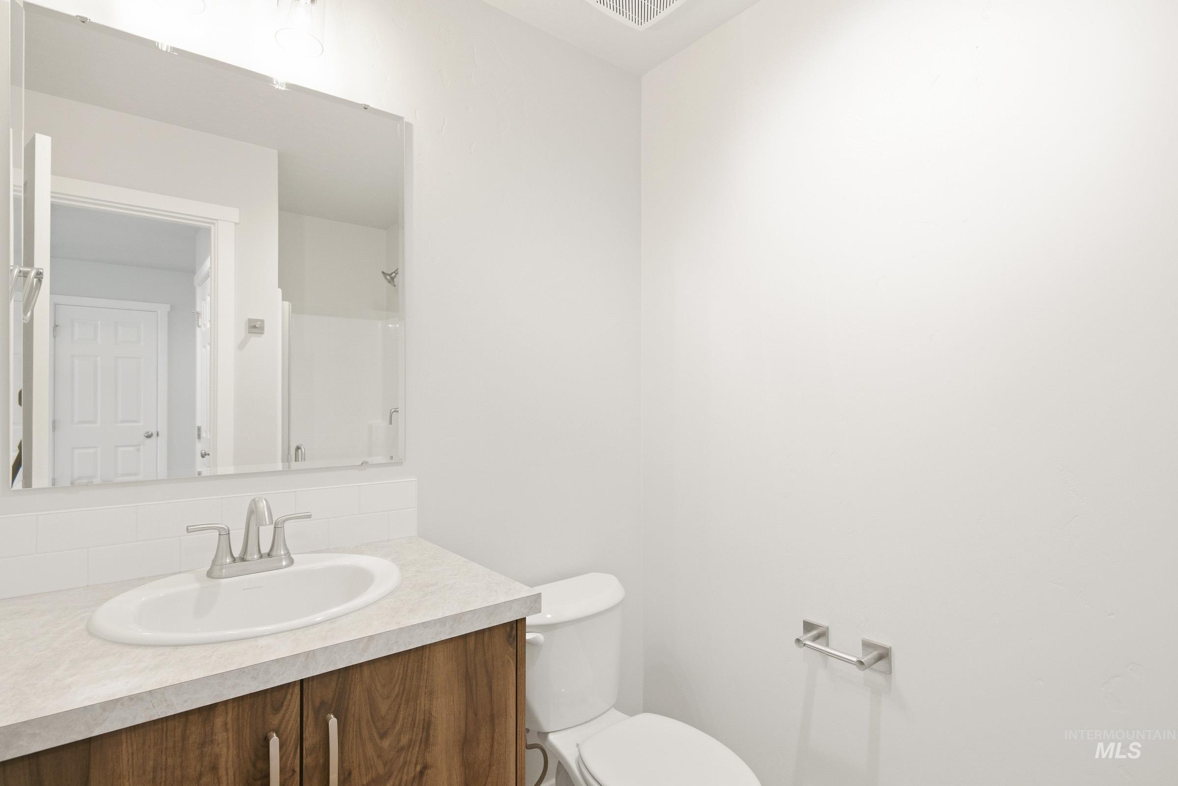 13681 Inman Ct, Caldwell, Idaho 83607, 5 Bedrooms, 3 Bathrooms, Residential For Sale, Price $479,990, 98981615