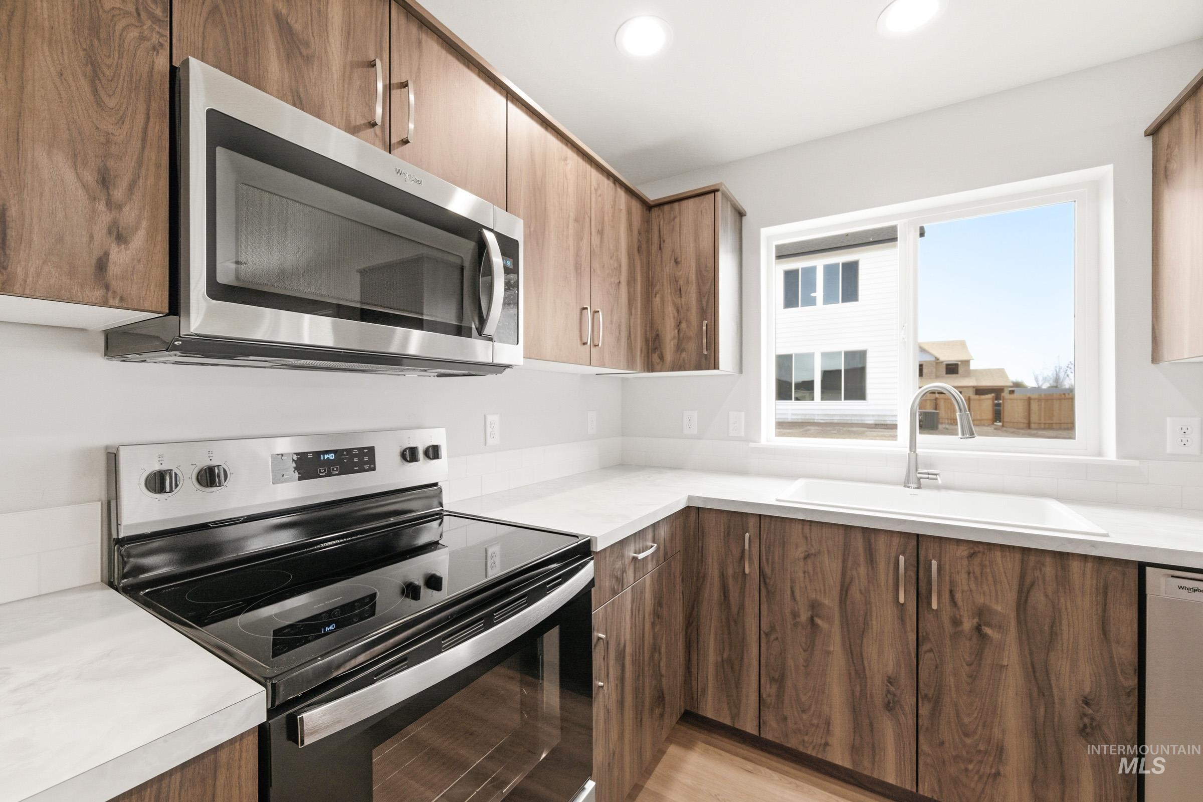 13681 Inman Ct, Caldwell, Idaho 83607, 5 Bedrooms, 3 Bathrooms, Residential For Sale, Price $479,990, 98981615