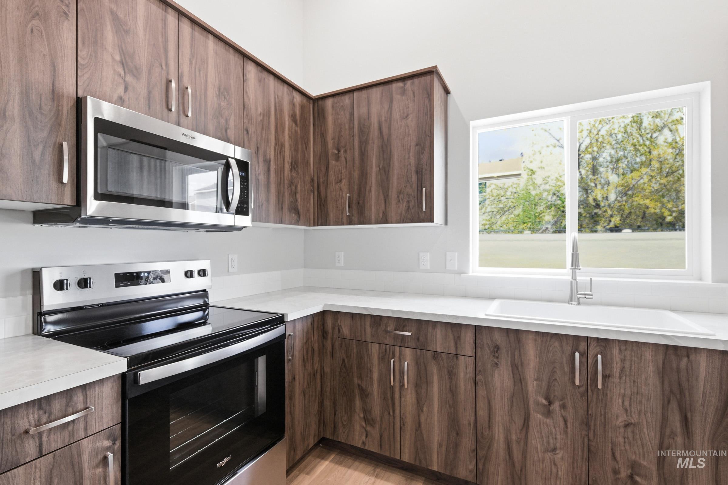 13734 Redway Ct, Caldwell, Idaho 83607, 4 Bedrooms, 2 Bathrooms, Residential For Sale, Price $439,990, 98981616