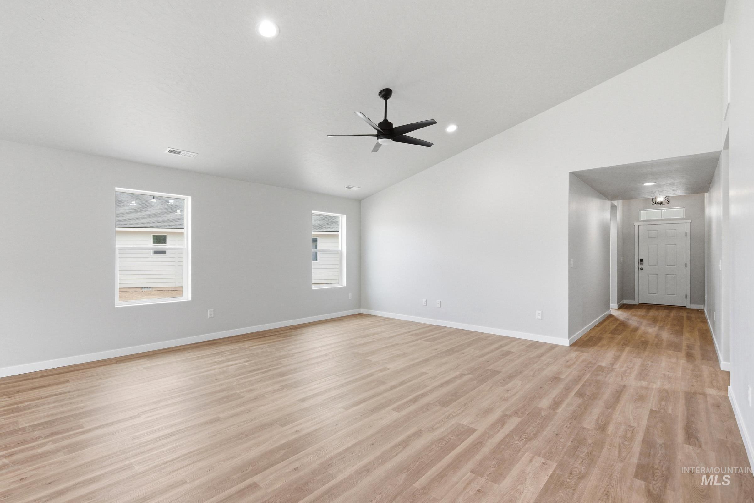 13734 Redway Ct, Caldwell, Idaho 83607, 4 Bedrooms, 2 Bathrooms, Residential For Sale, Price $439,990, 98981616