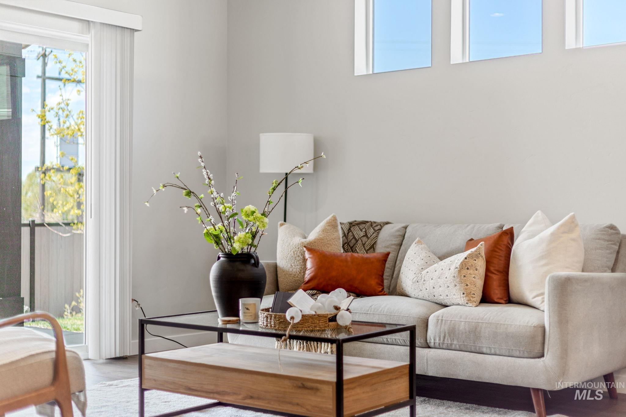 6471 S Banded Eagle Way, Boise, Idaho 83709, 3 Bedrooms, 2 Bathrooms, Residential For Sale, Price $469,900, 98981617