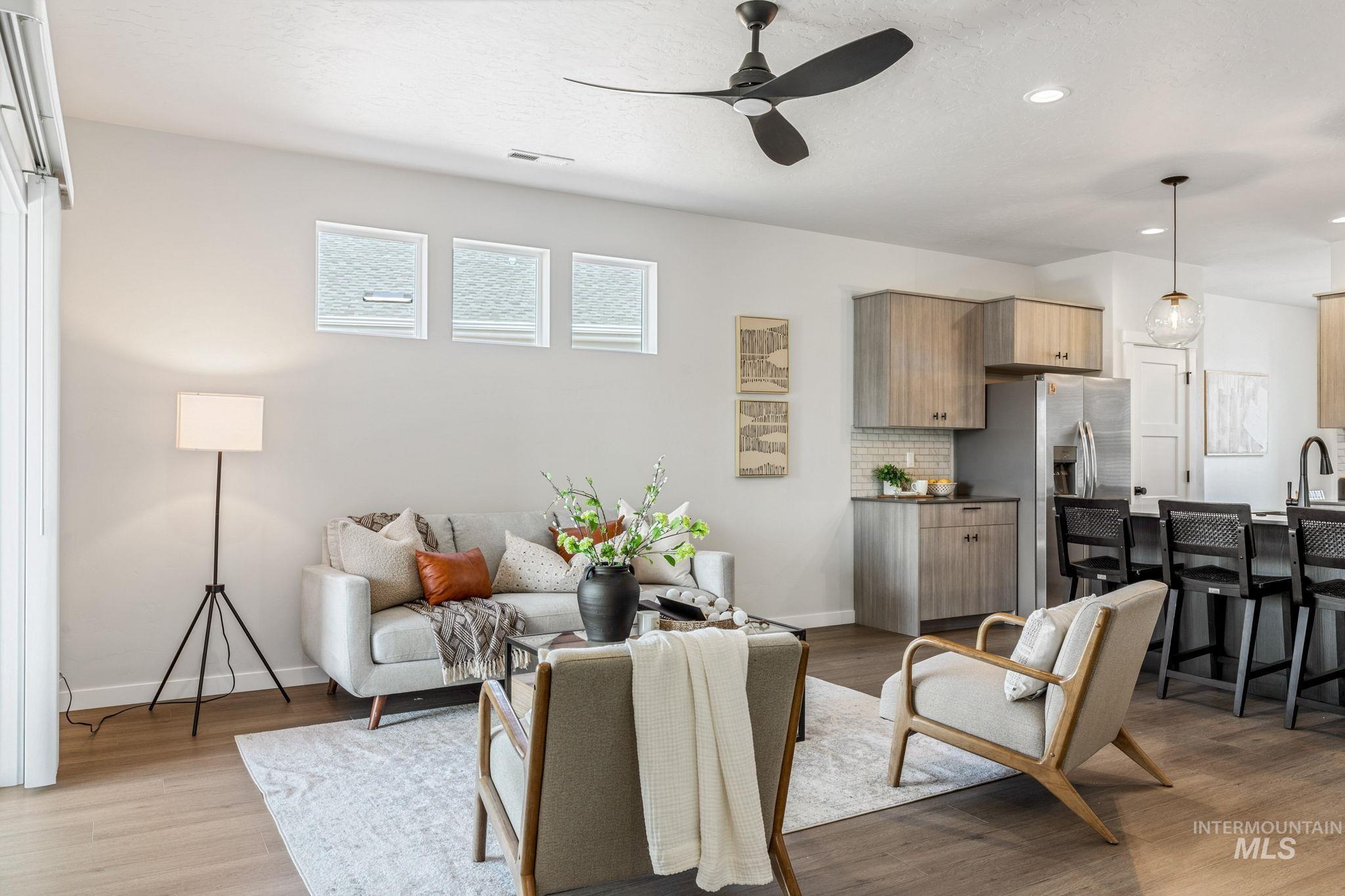 6471 S Banded Eagle Way, Boise, Idaho 83709, 3 Bedrooms, 2 Bathrooms, Residential For Sale, Price $469,900, 98981617