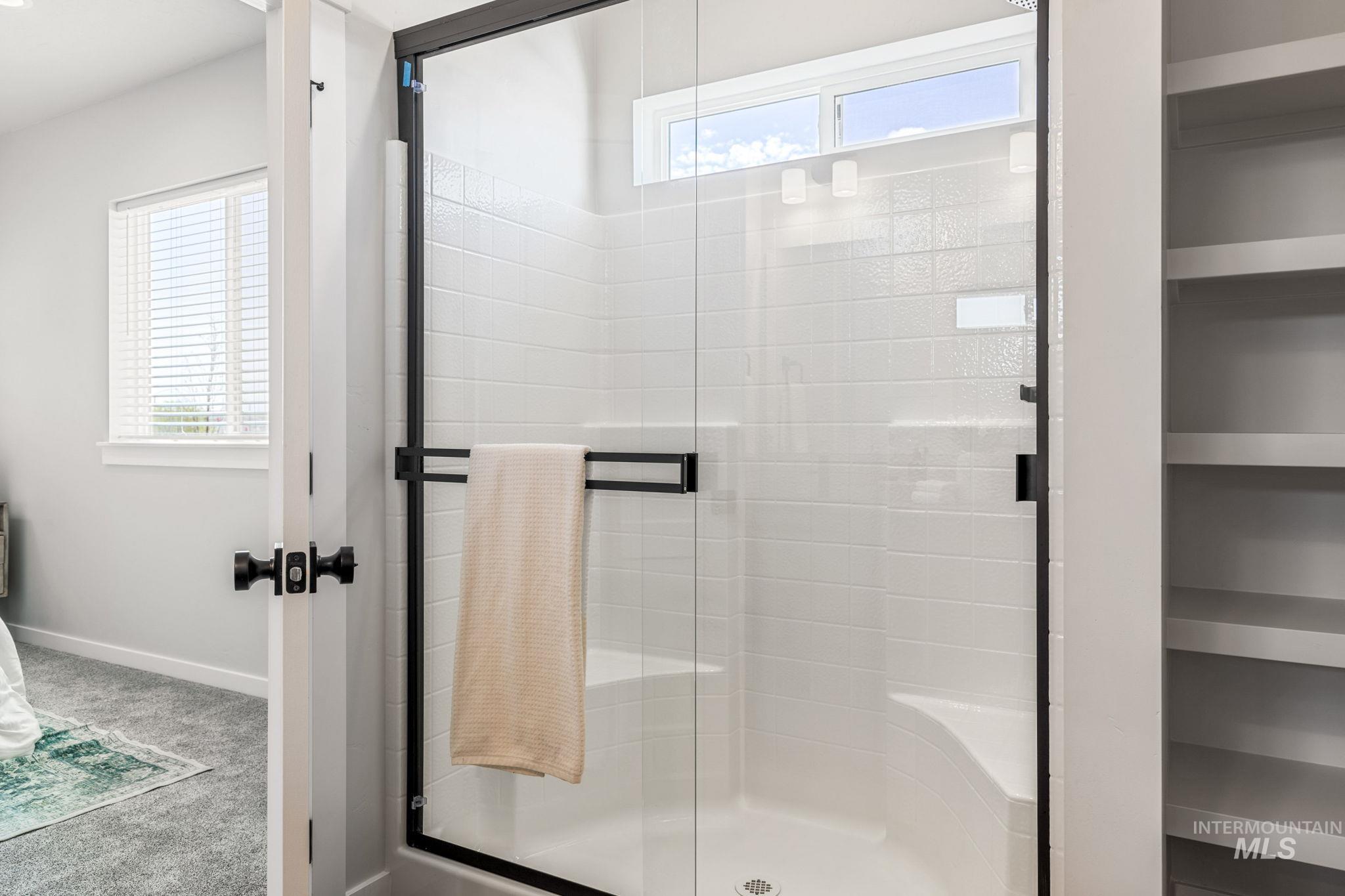 6471 S Banded Eagle Way, Boise, Idaho 83709, 3 Bedrooms, 2 Bathrooms, Residential For Sale, Price $469,900, 98981617