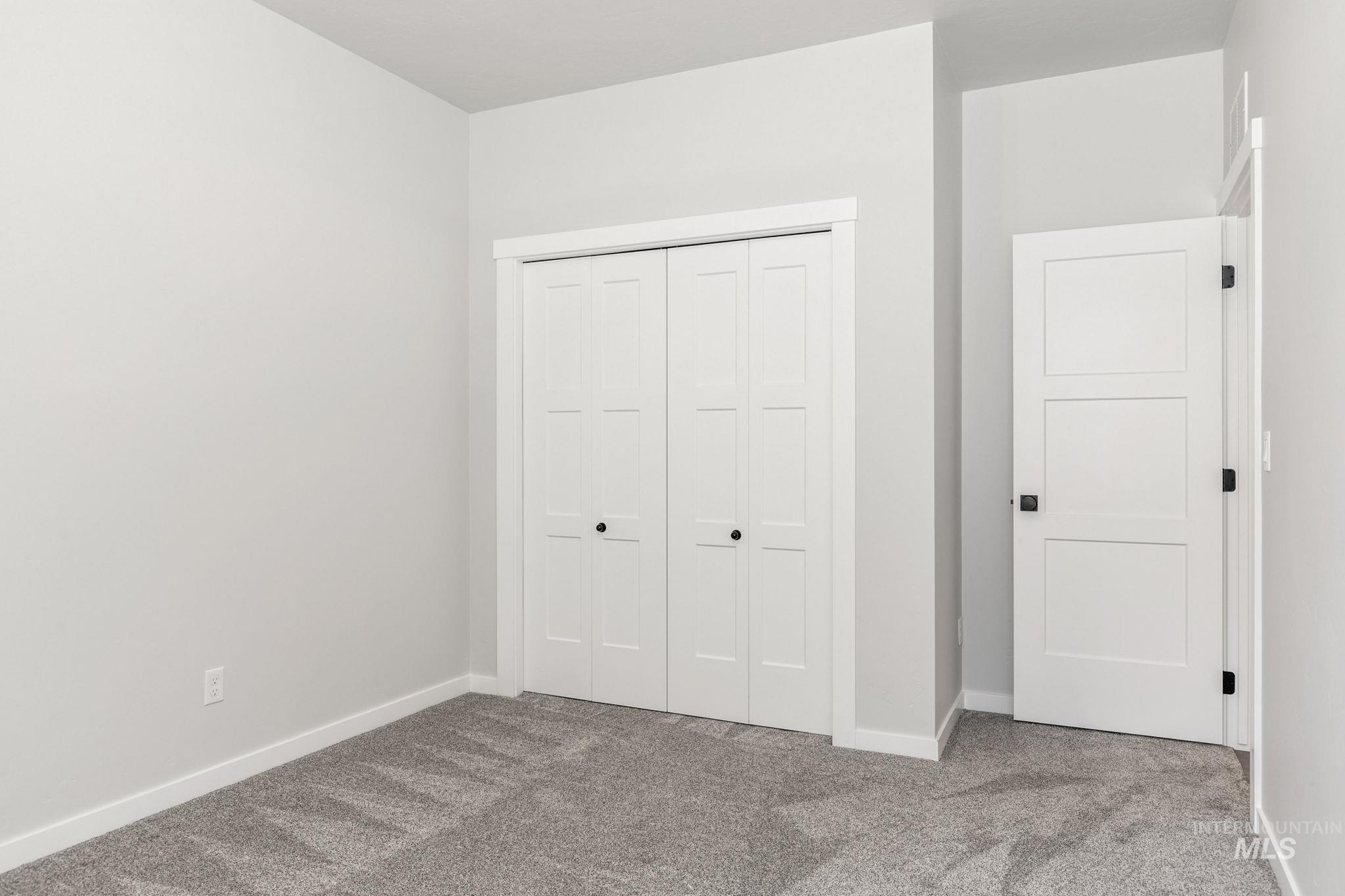 6471 S Banded Eagle Way, Boise, Idaho 83709, 3 Bedrooms, 2 Bathrooms, Residential For Sale, Price $469,900, 98981617