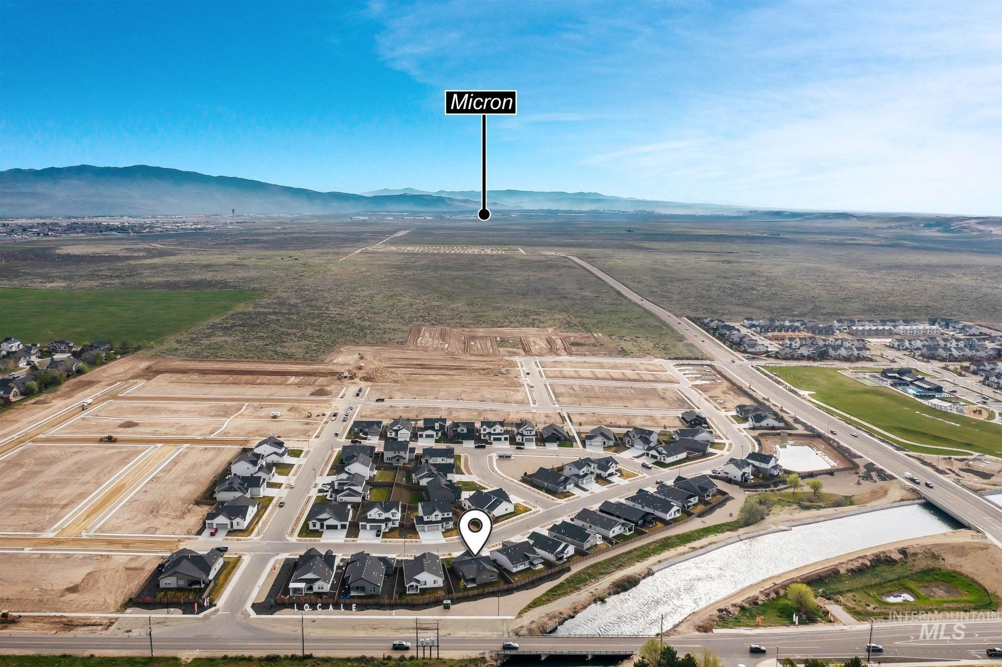 6471 S Banded Eagle Way, Boise, Idaho 83709, 3 Bedrooms, 2 Bathrooms, Residential For Sale, Price $469,900, 98981617