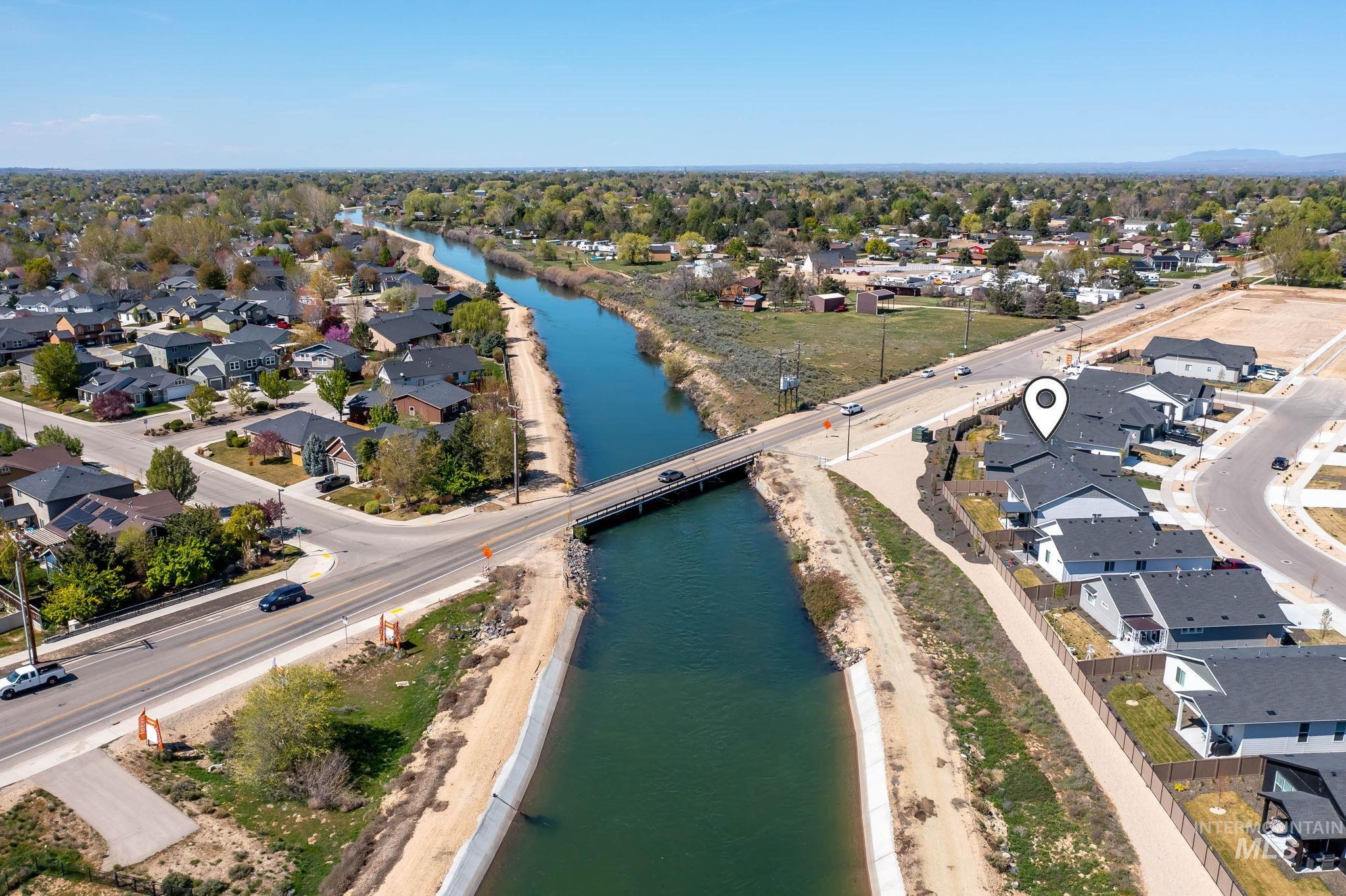 6471 S Banded Eagle Way, Boise, Idaho 83709, 3 Bedrooms, 2 Bathrooms, Residential For Sale, Price $469,900, 98981617