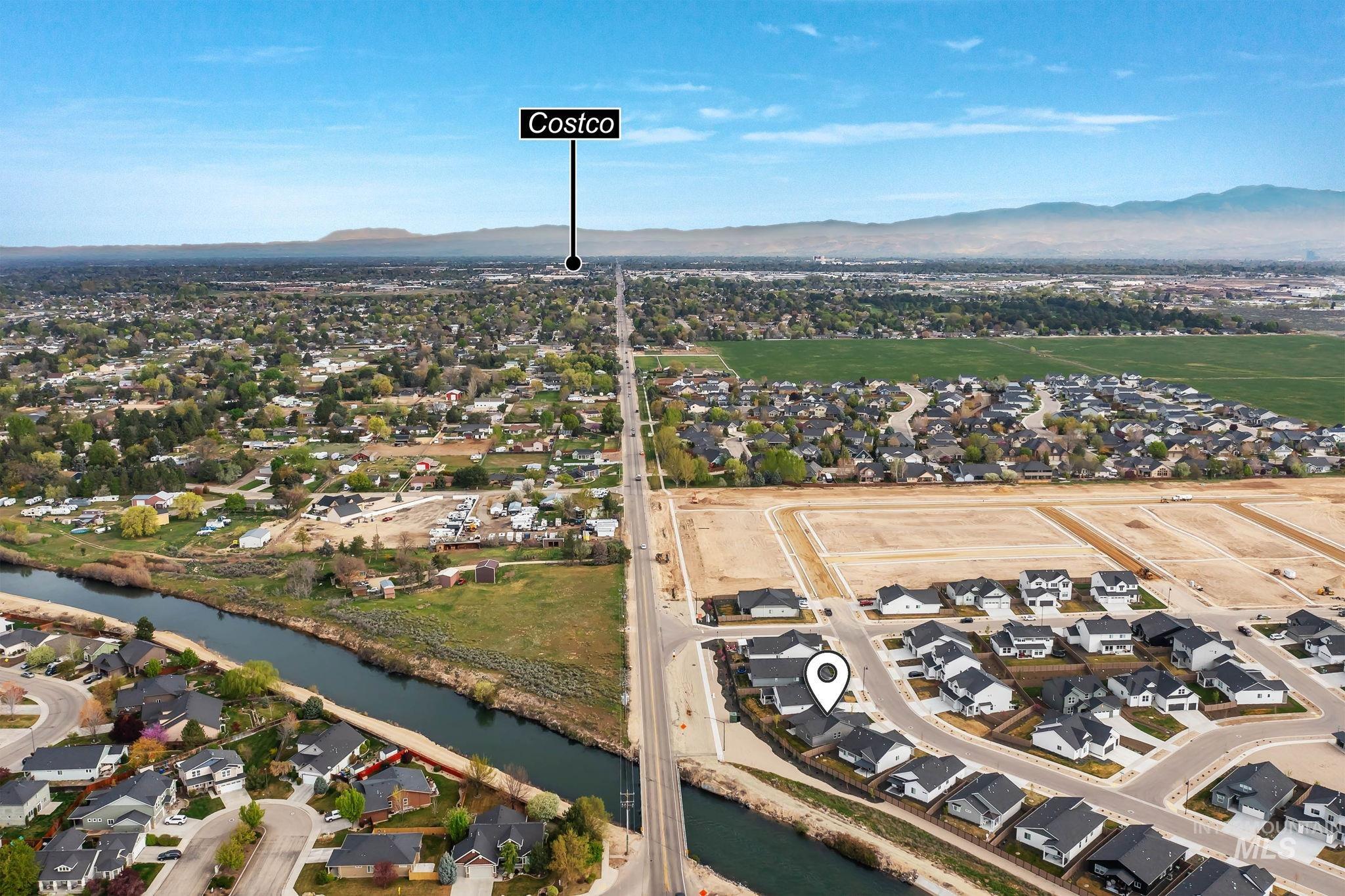 6471 S Banded Eagle Way, Boise, Idaho 83709, 3 Bedrooms, 2 Bathrooms, Residential For Sale, Price $469,900, 98981617