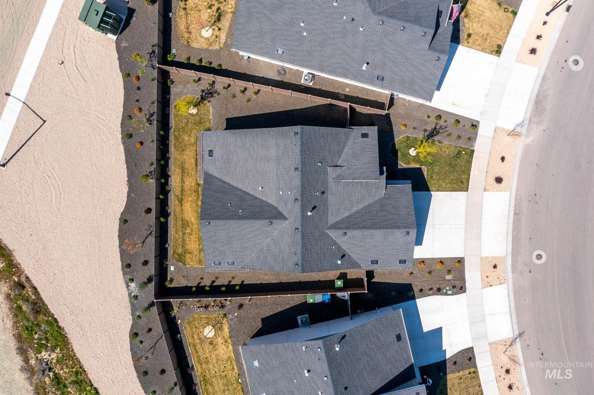 6471 S Banded Eagle Way, Boise, Idaho 83709, 3 Bedrooms, 2 Bathrooms, Residential For Sale, Price $469,900, 98981617