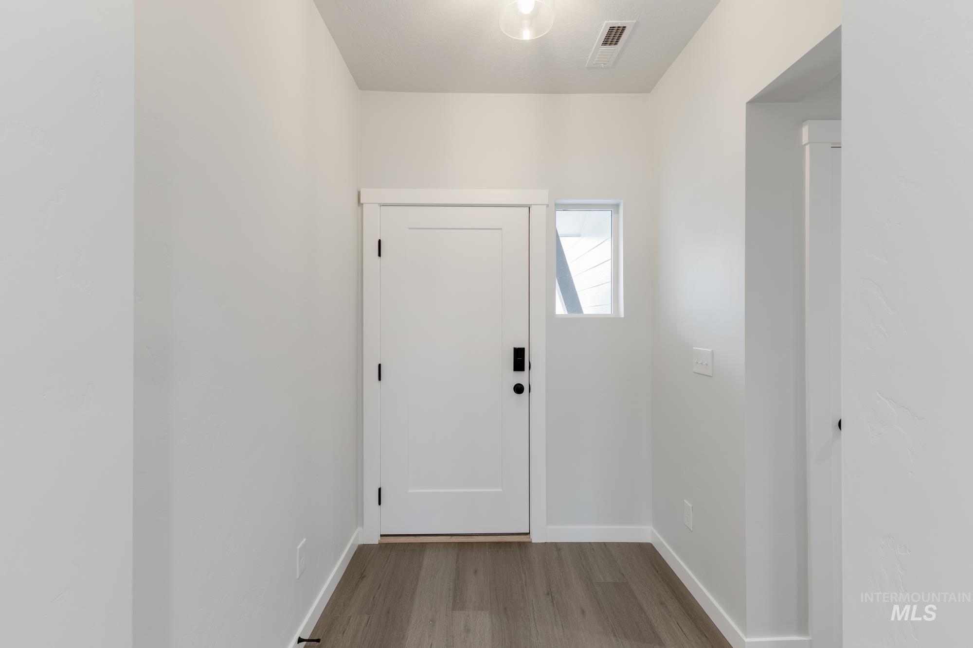 15290 Queensbury Ave, Nampa, Idaho 83686, 4 Bedrooms, 2 Bathrooms, Residential For Sale, Price $433,990, 98981622