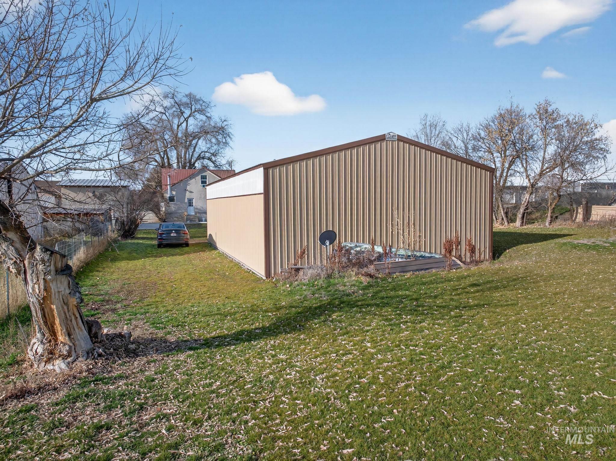 49 S 4th W, Preston, Idaho 82363, 3 Bedrooms, 1 Bathroom, Residential For Sale, Price $390,000, 98981625