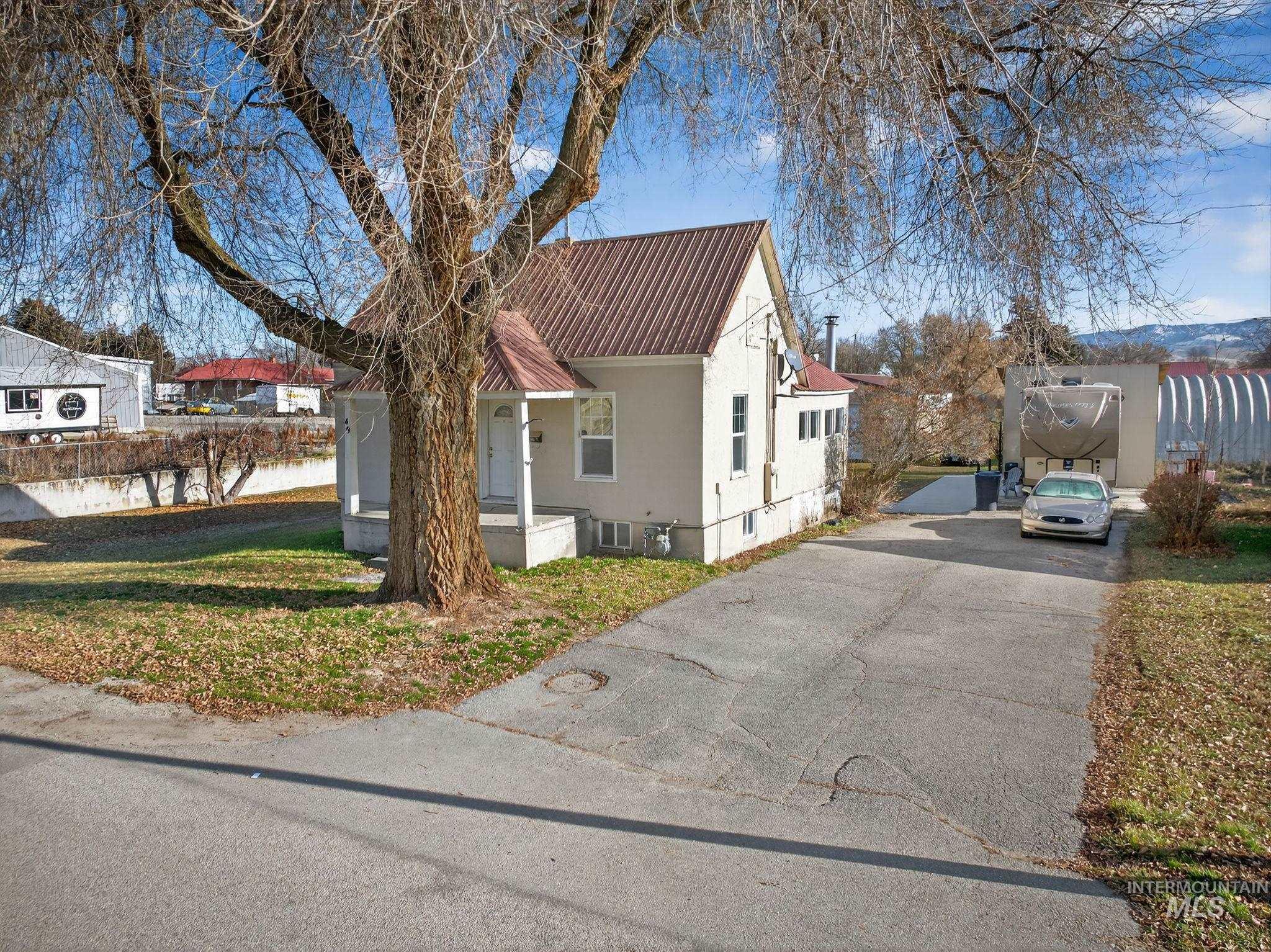 49 S 4th W, Preston, Idaho 82363, 3 Bedrooms, 1 Bathroom, Residential For Sale, Price $390,000, 98981625