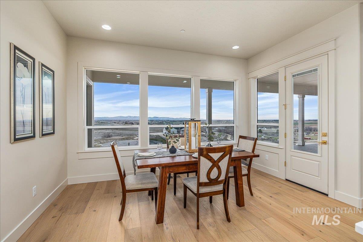 27447 Iron Horse, Caldwell, Idaho 83607, 4 Bedrooms, 3.5 Bathrooms, Residential For Sale, Price $1,239,900, 98981626