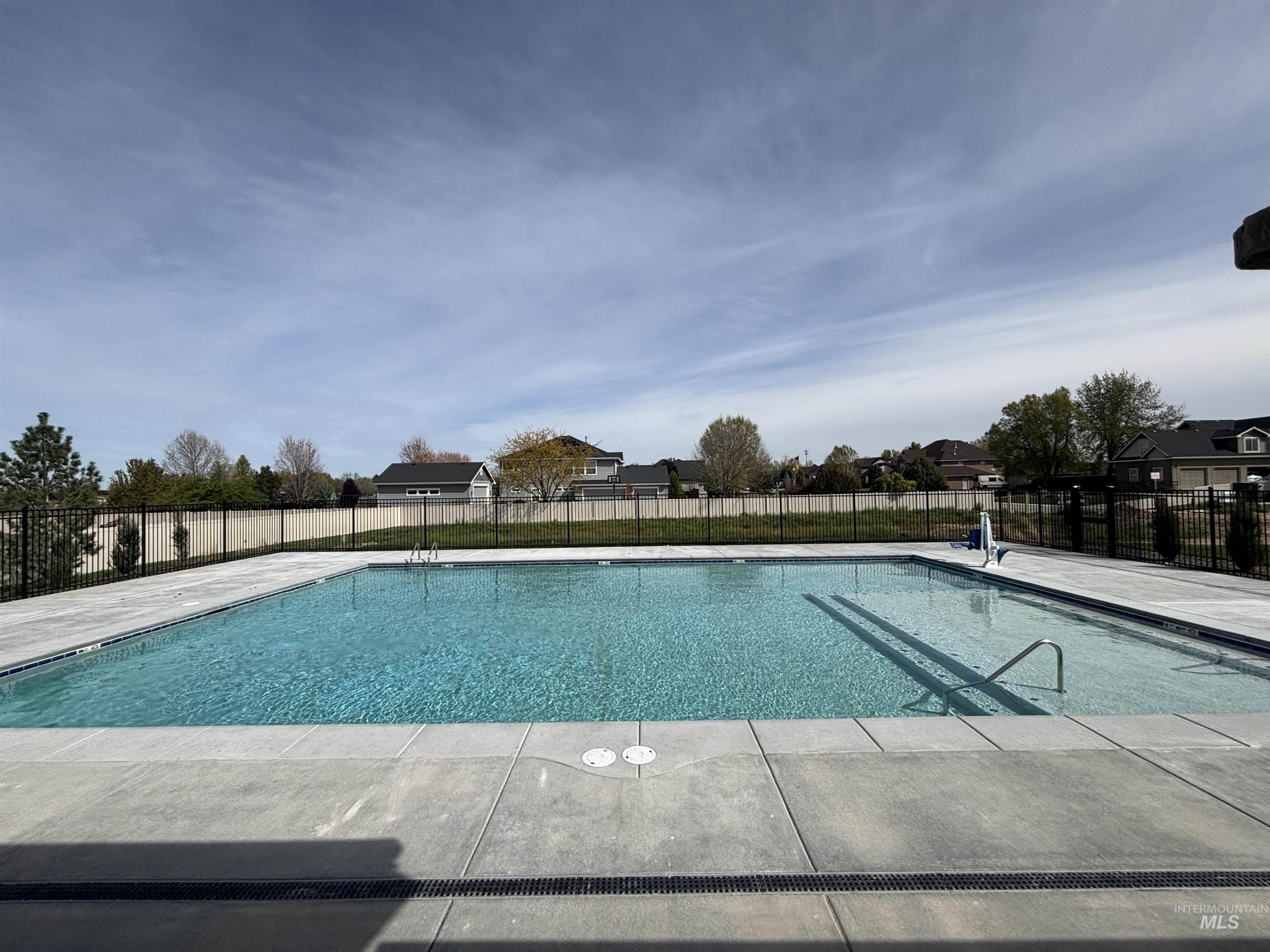 3697 W La Brea Dr, Meridian, Idaho 83642, 3 Bedrooms, 2 Bathrooms, Residential For Sale, Price $429,000, 98981632