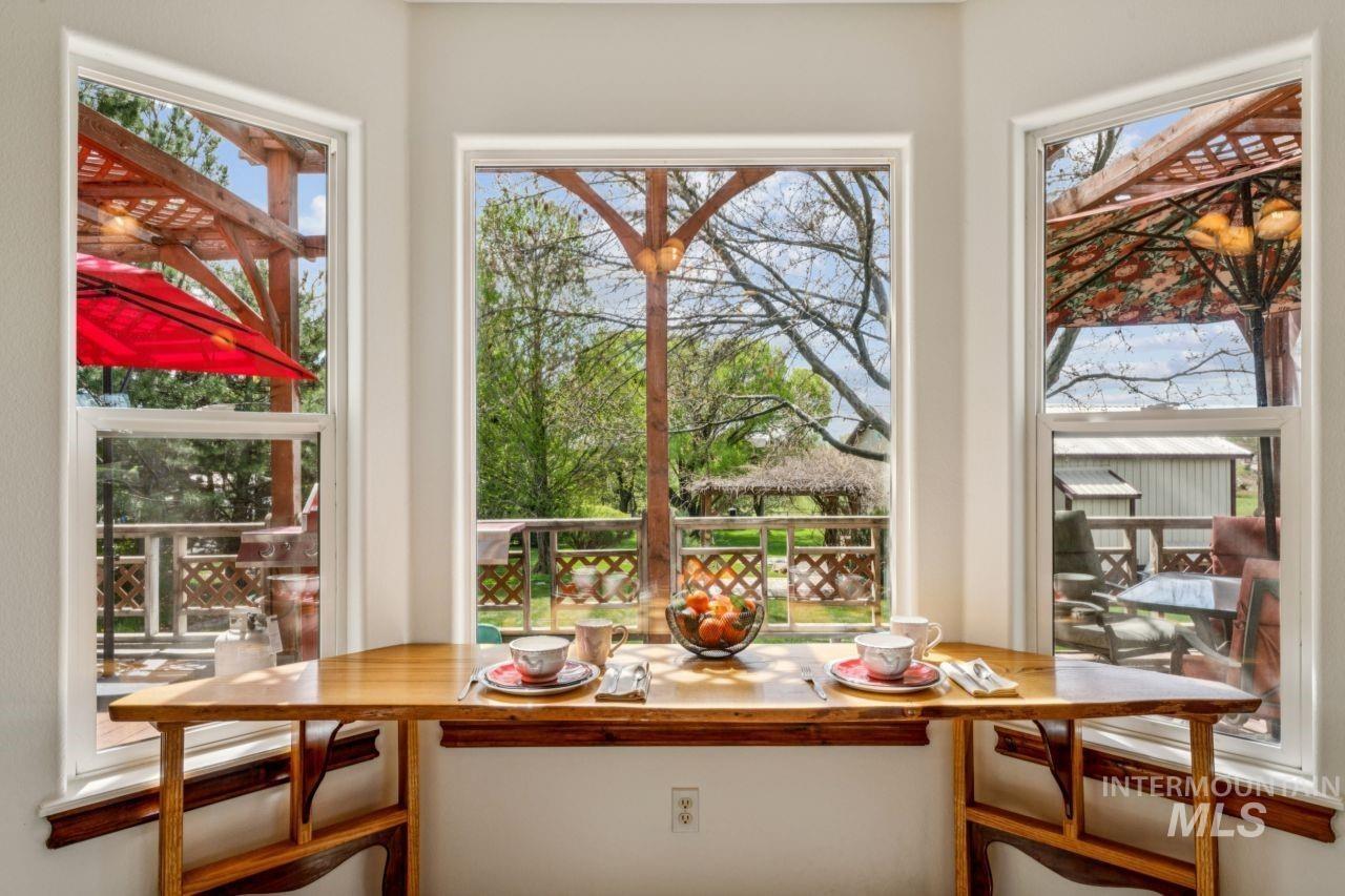 4725 E Victory Road, Nampa, Idaho 83687, 4 Bedrooms, 3 Bathrooms, Residential For Sale, Price $629,900, 98981641