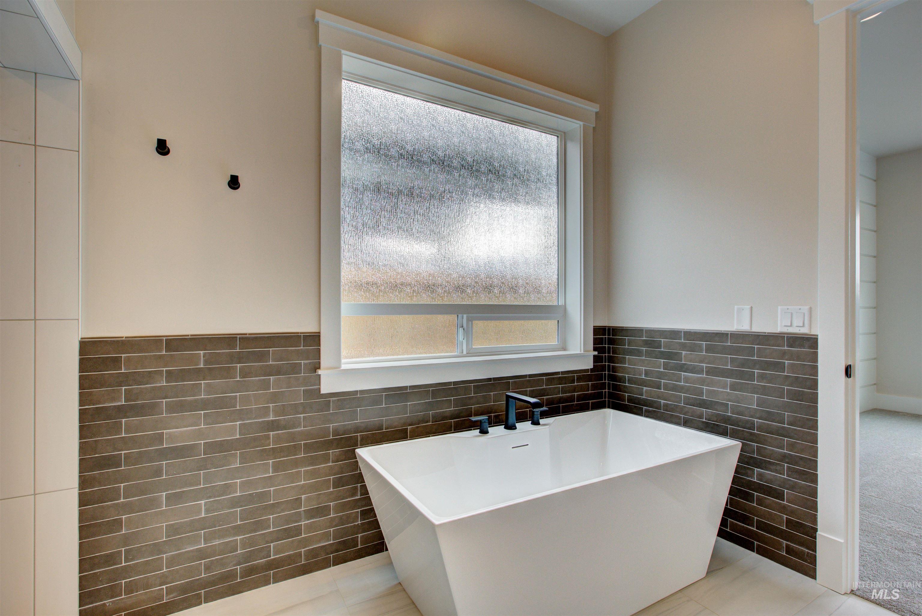 918 E Escalation St, Meridian, Idaho 83642, 3 Bedrooms, 2.5 Bathrooms, Residential For Sale, Price $689,777, 98981649