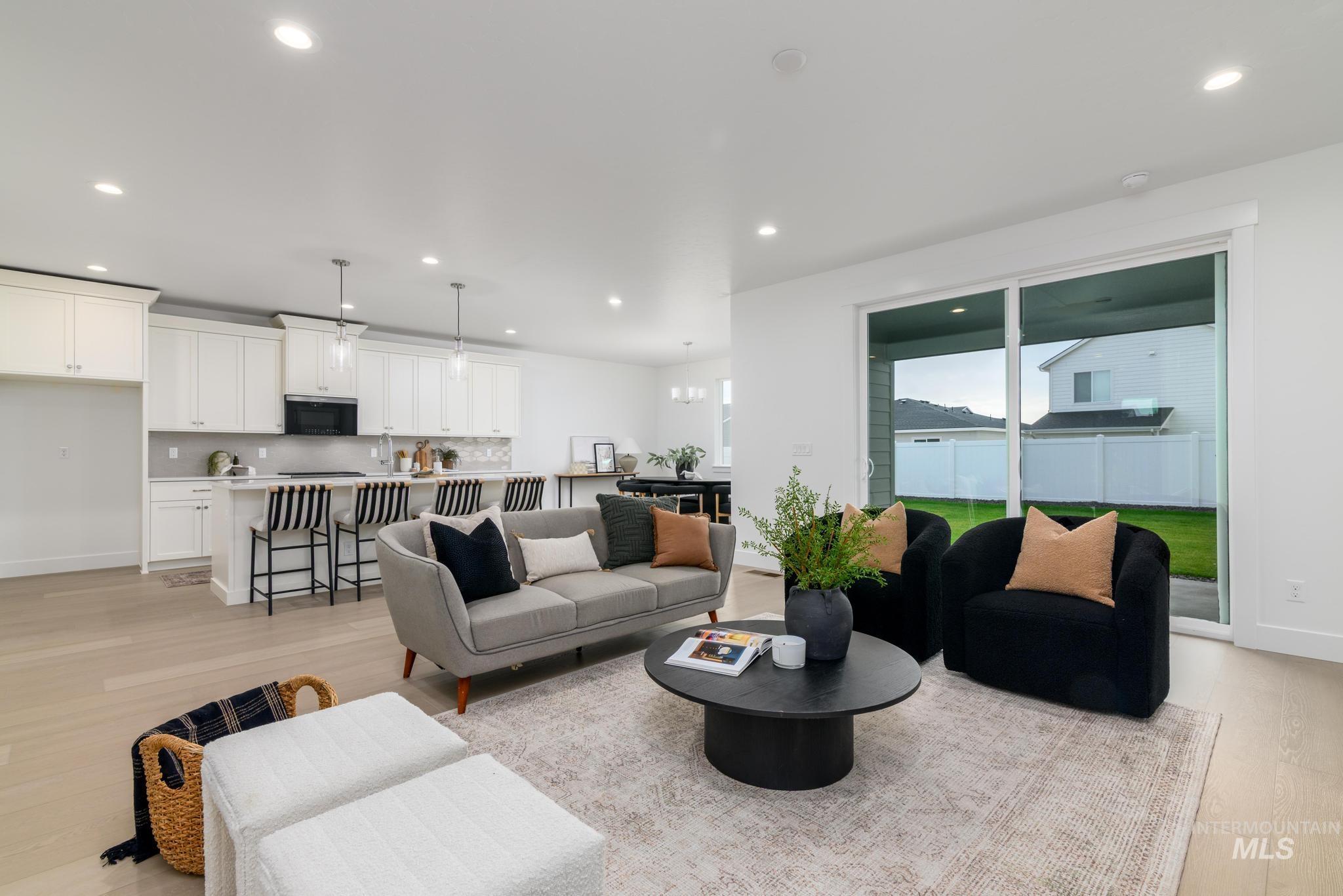 1481 N Burnam Ave, Star, Idaho 83669, 3 Bedrooms, 2 Bathrooms, Residential For Sale, Price $555,000, 98981658