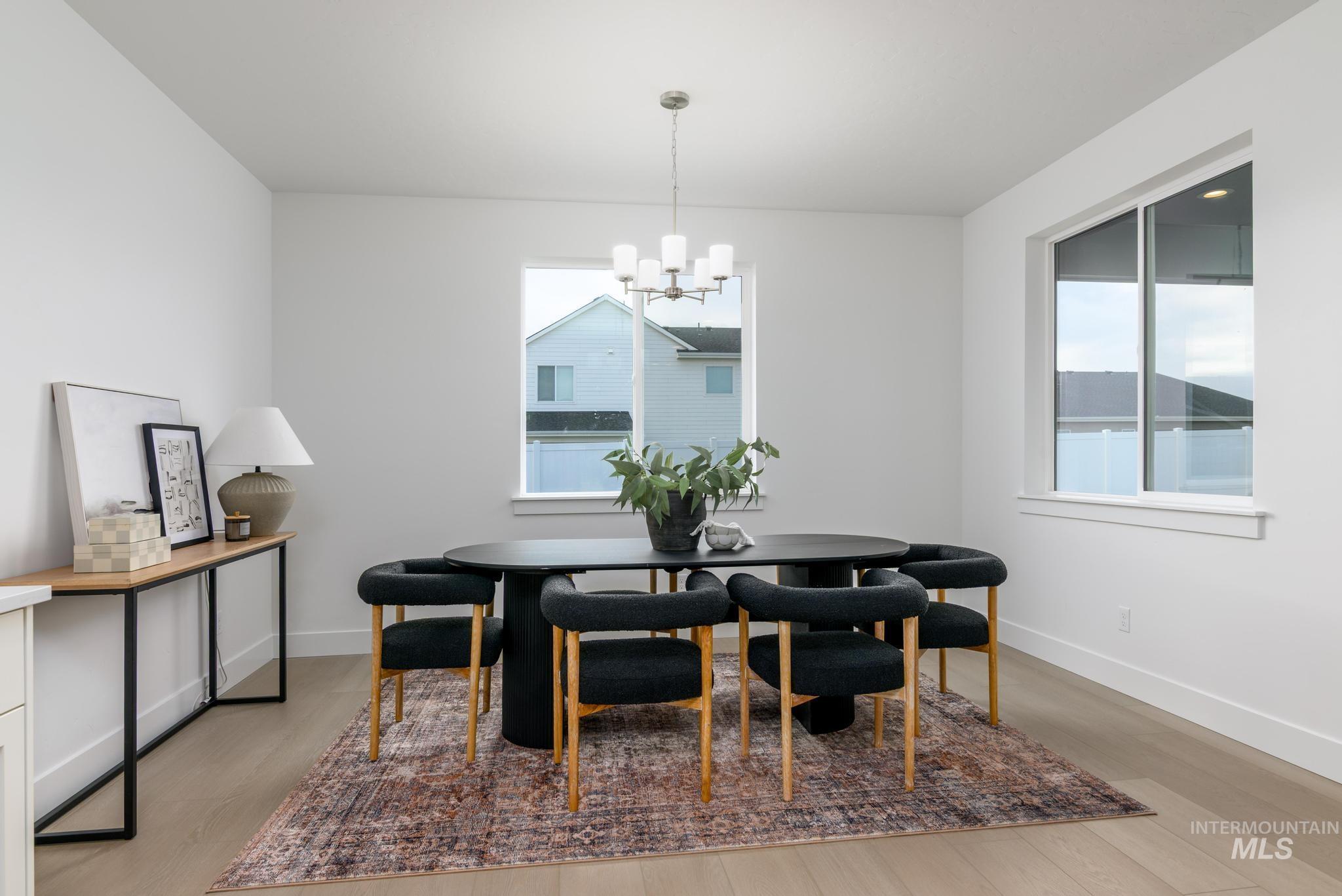 1481 N Burnam Ave, Star, Idaho 83669, 3 Bedrooms, 2 Bathrooms, Residential For Sale, Price $555,000, 98981658