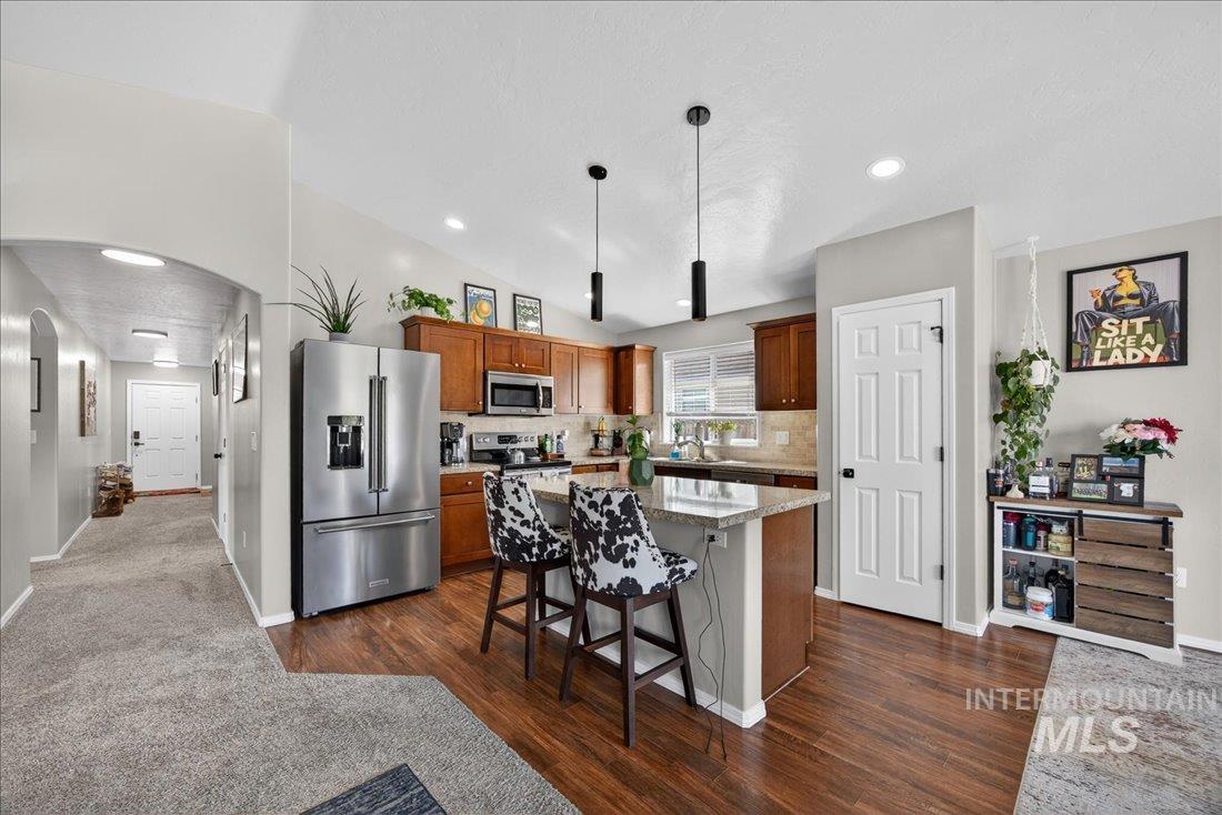 17629 Mesa Springs, Nampa, Idaho 83687, 3 Bedrooms, 2 Bathrooms, Residential For Sale, Price $409,900, 98981666