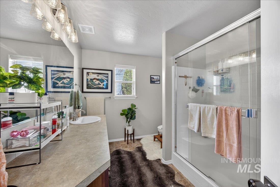 17629 Mesa Springs, Nampa, Idaho 83687, 3 Bedrooms, 2 Bathrooms, Residential For Sale, Price $409,900, 98981666