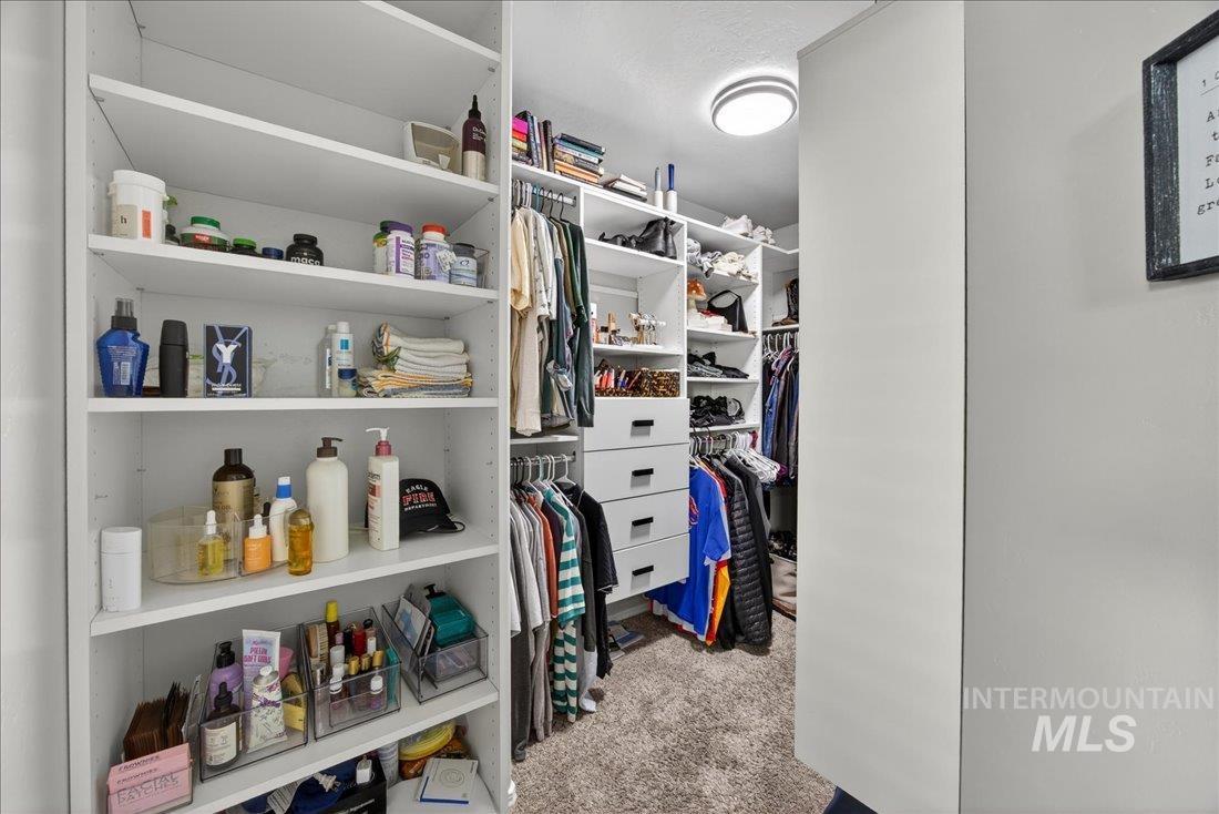 17629 Mesa Springs, Nampa, Idaho 83687, 3 Bedrooms, 2 Bathrooms, Residential For Sale, Price $409,900, 98981666