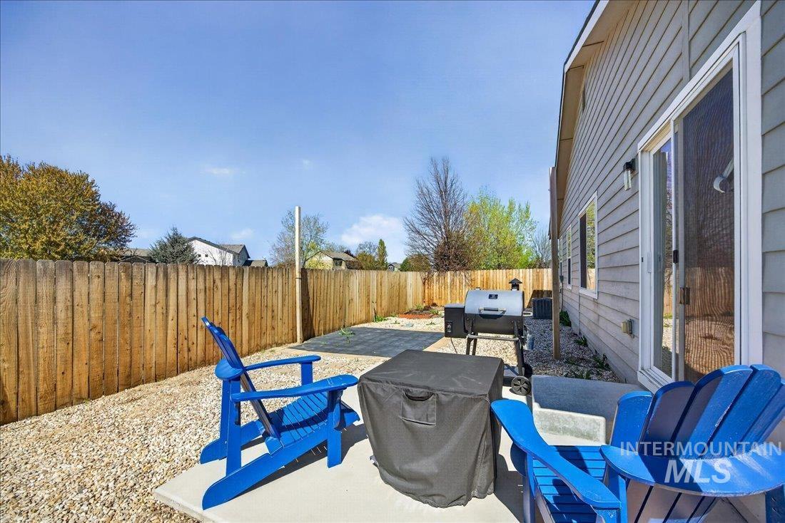 17629 Mesa Springs, Nampa, Idaho 83687, 3 Bedrooms, 2 Bathrooms, Residential For Sale, Price $409,900, 98981666